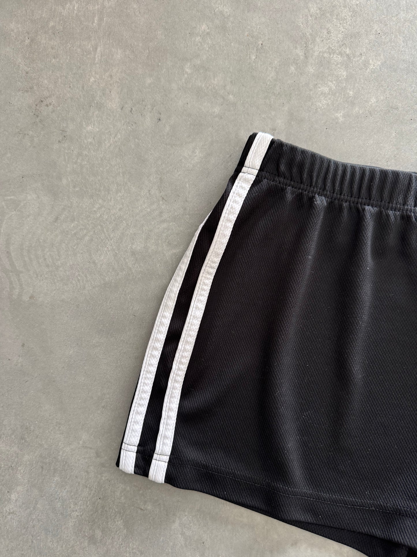 Vintage Pro Spirit Track Shorts - L