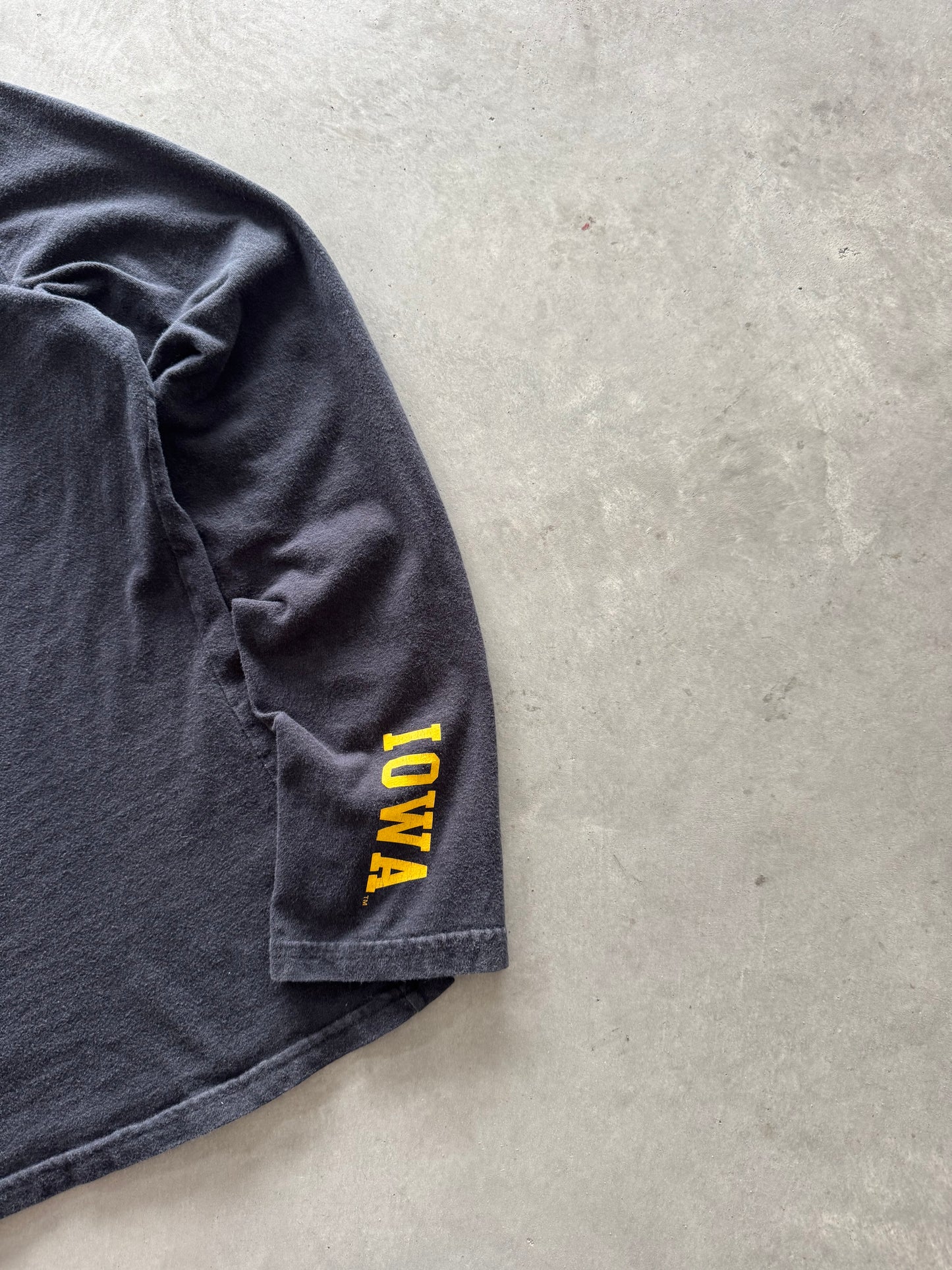 Vintage 90s Iowa Hawkeyes Women’s Long Sleeve - L