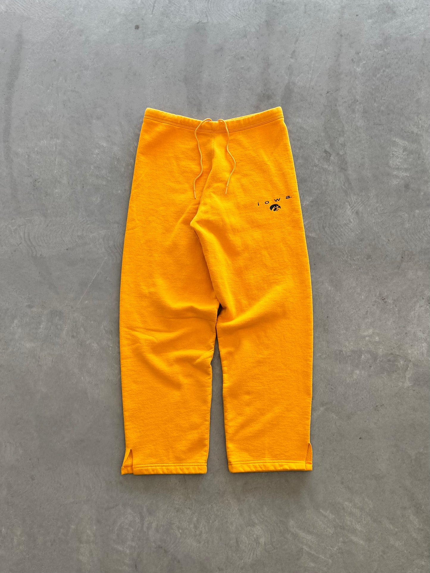 Vintage Iowa Hawkeyes Sweatpants - M