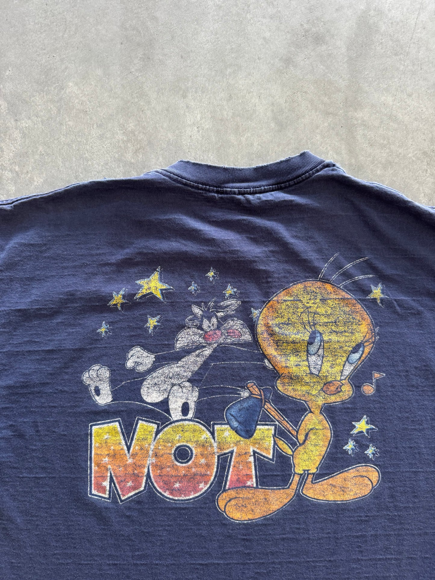 Vintage 00s Tweety Bird Tee - XL