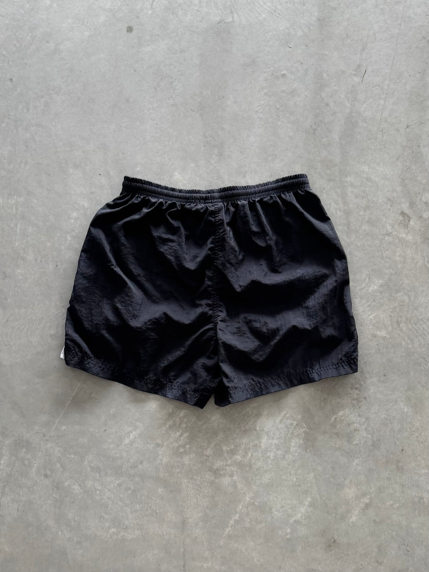Vintage 00s Nike Track Shorts - S