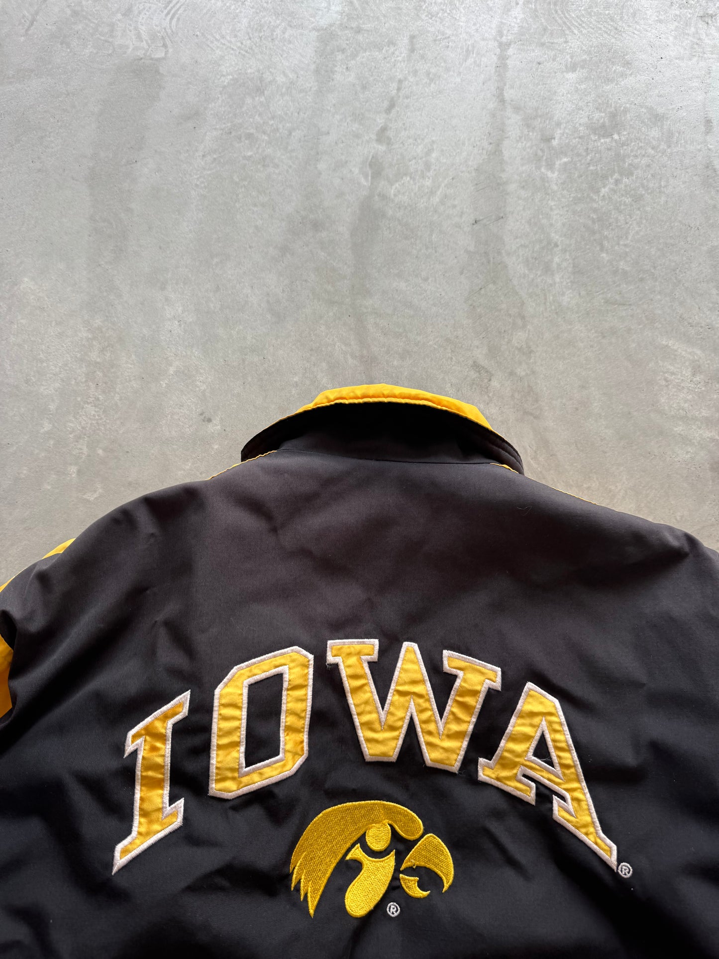 Vintage 90s Logo 7 Iowa Hawkeyes Coat - L
