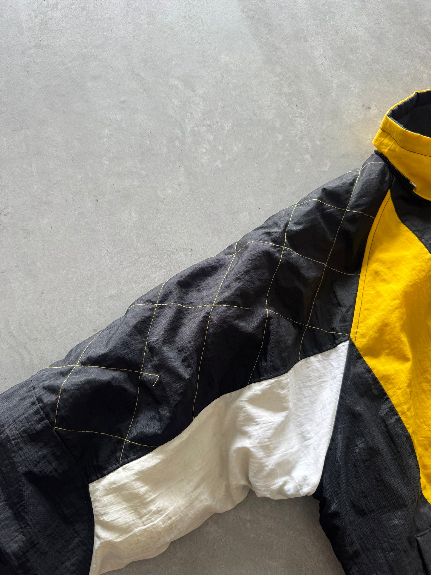Vintage 90s Starter Iowa Hawkeyes Coat - XL