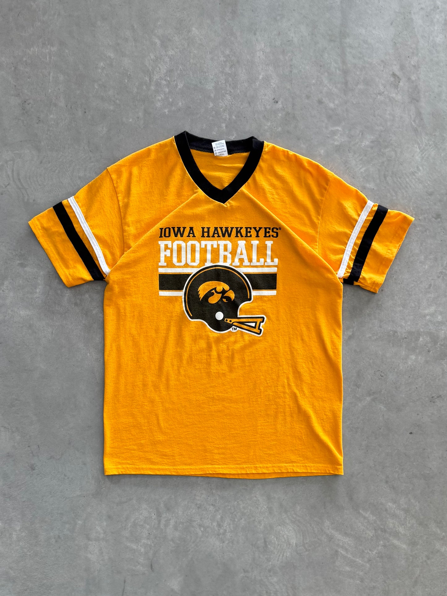 Vintage Iowa Hawkeyes Tee - L