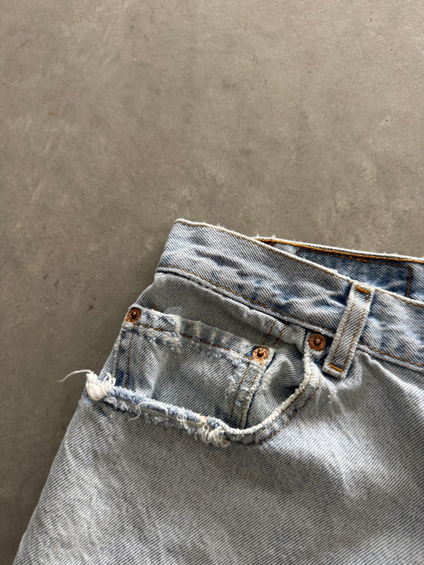 Vintage Levi’s 550 Jeans - 33x29