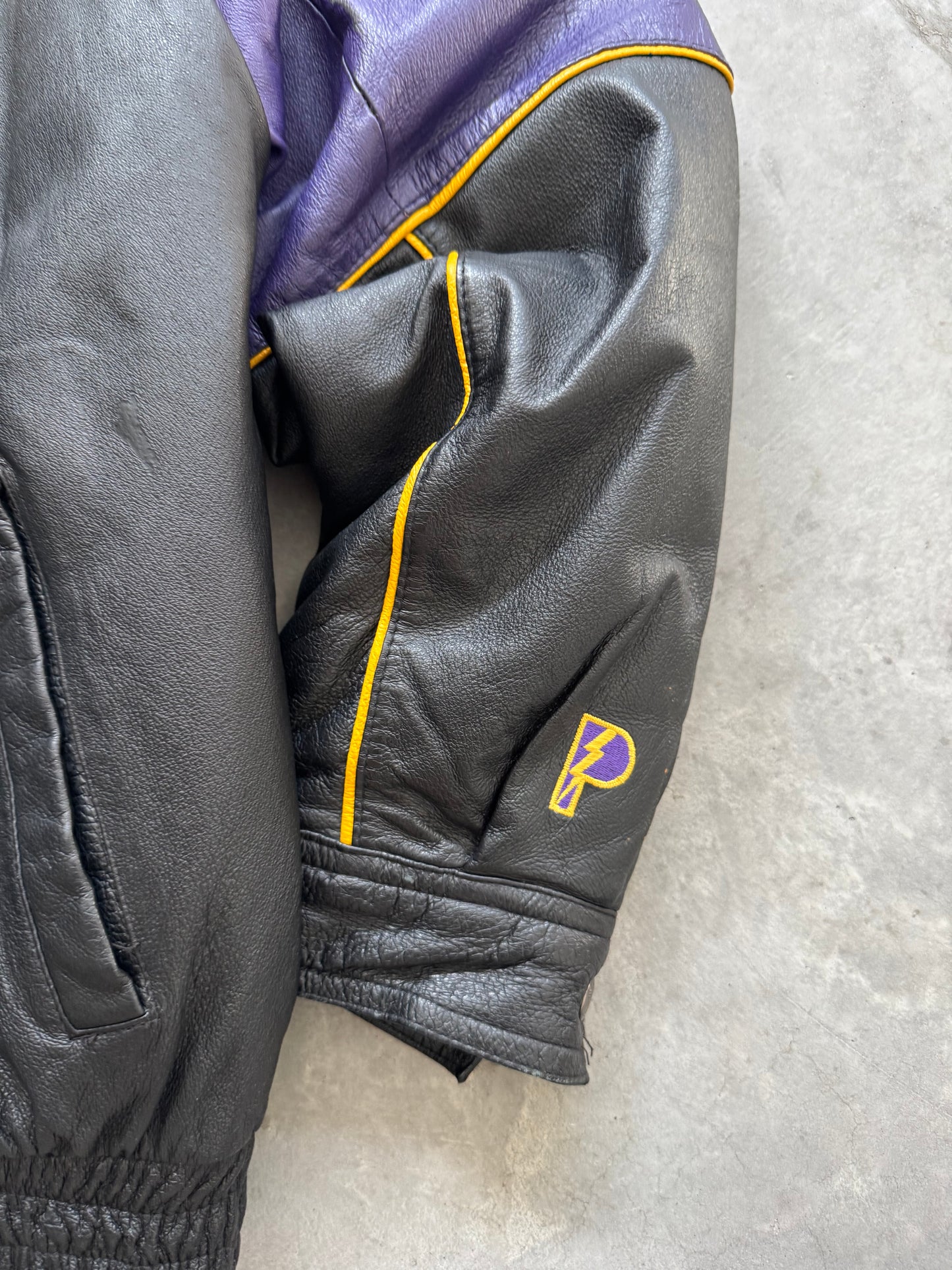 Vintage Minnesota Vikings Leather Jacket - XL