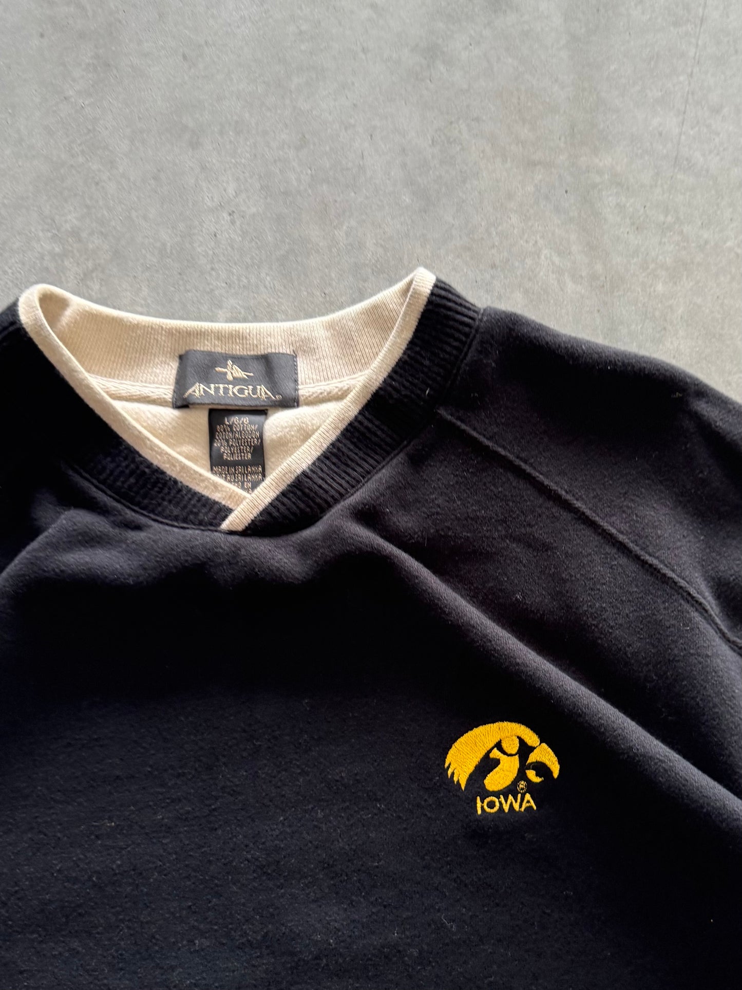 Vintage Iowa Hawkeyes Sweatshirt - L