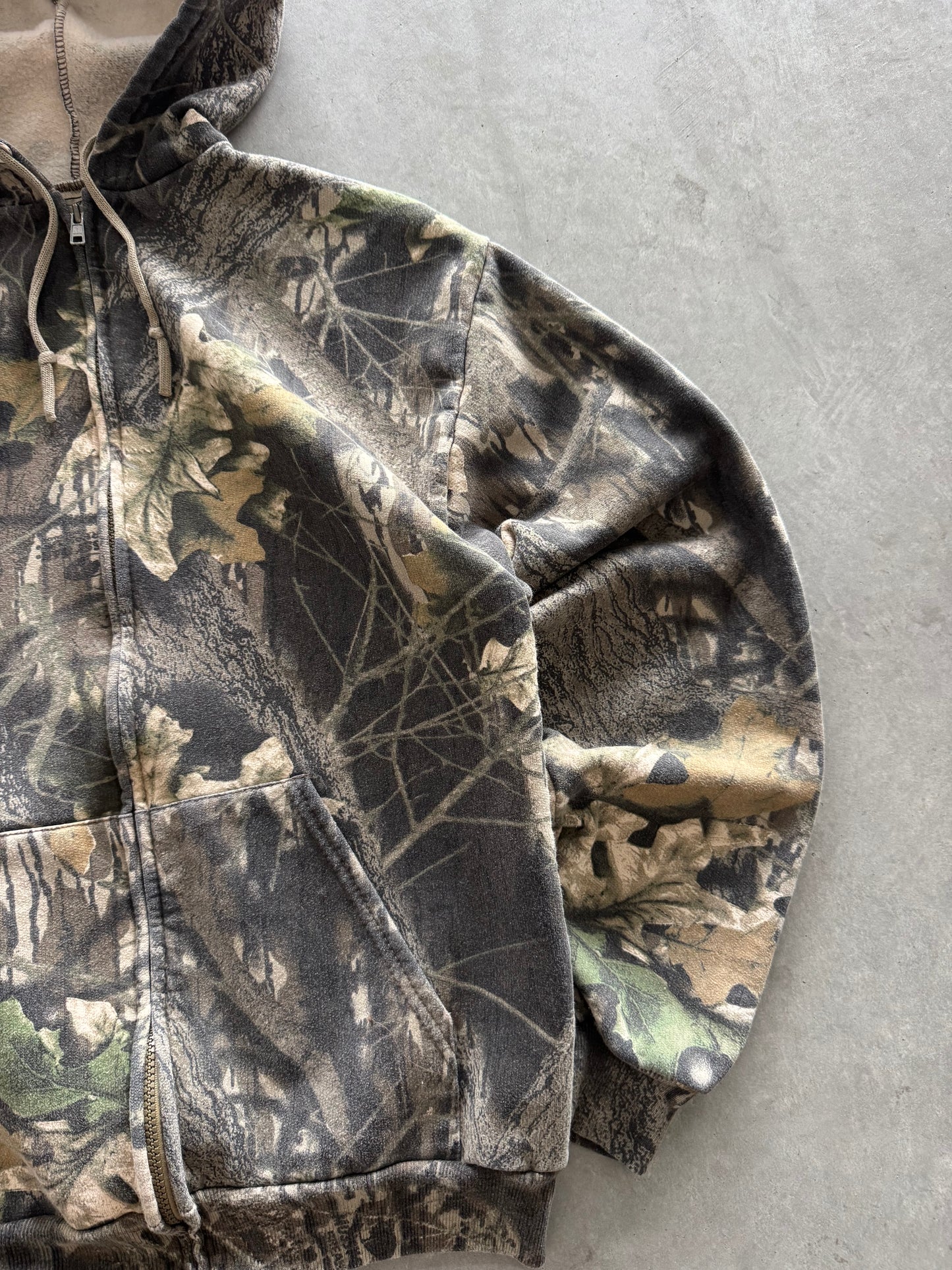 Vintage 90s Camo Zip Up Hoodie - M