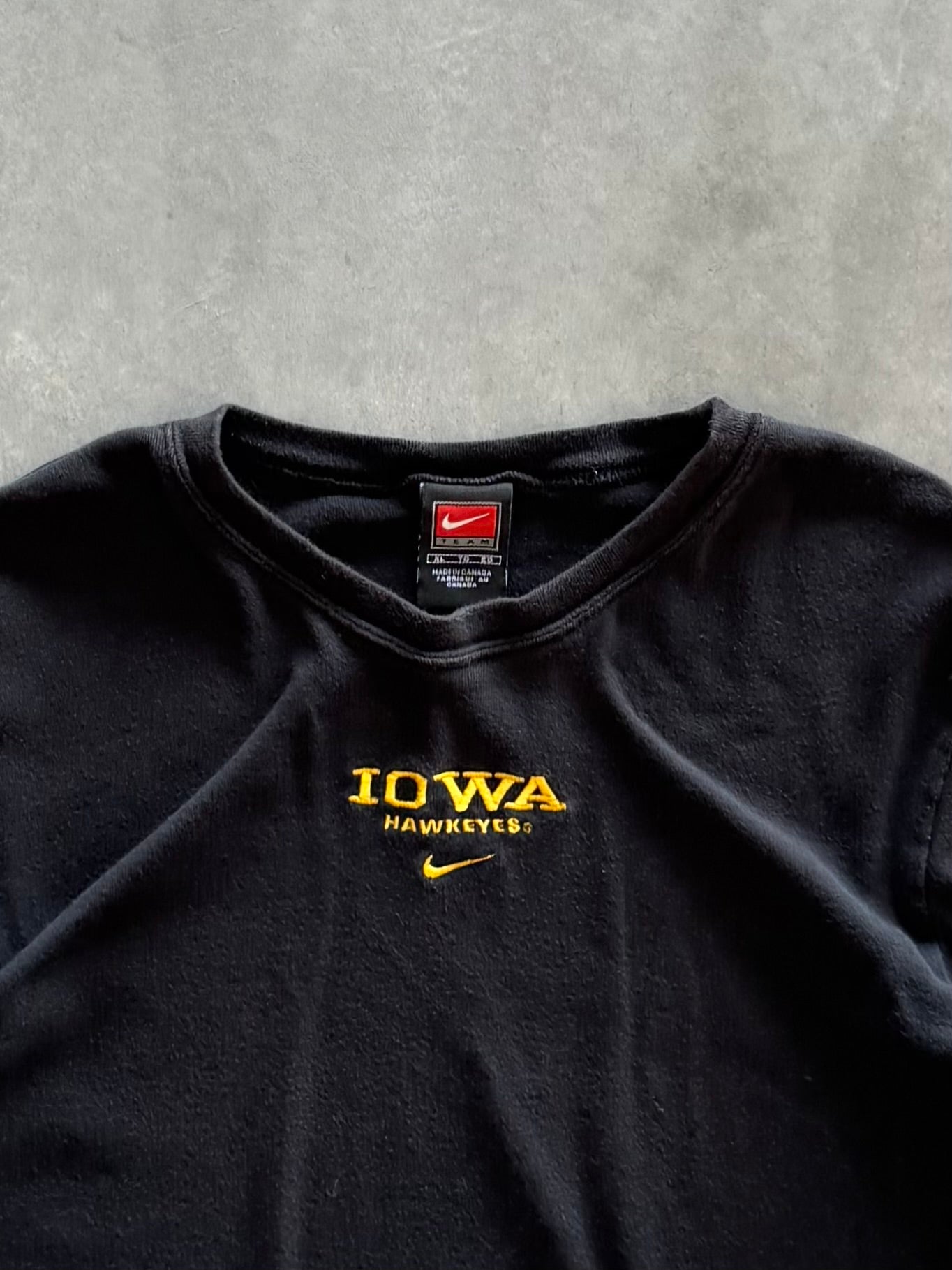 Vintage 90s Nike Iowa Hawkeyes Women’s Long Sleeve - XL
