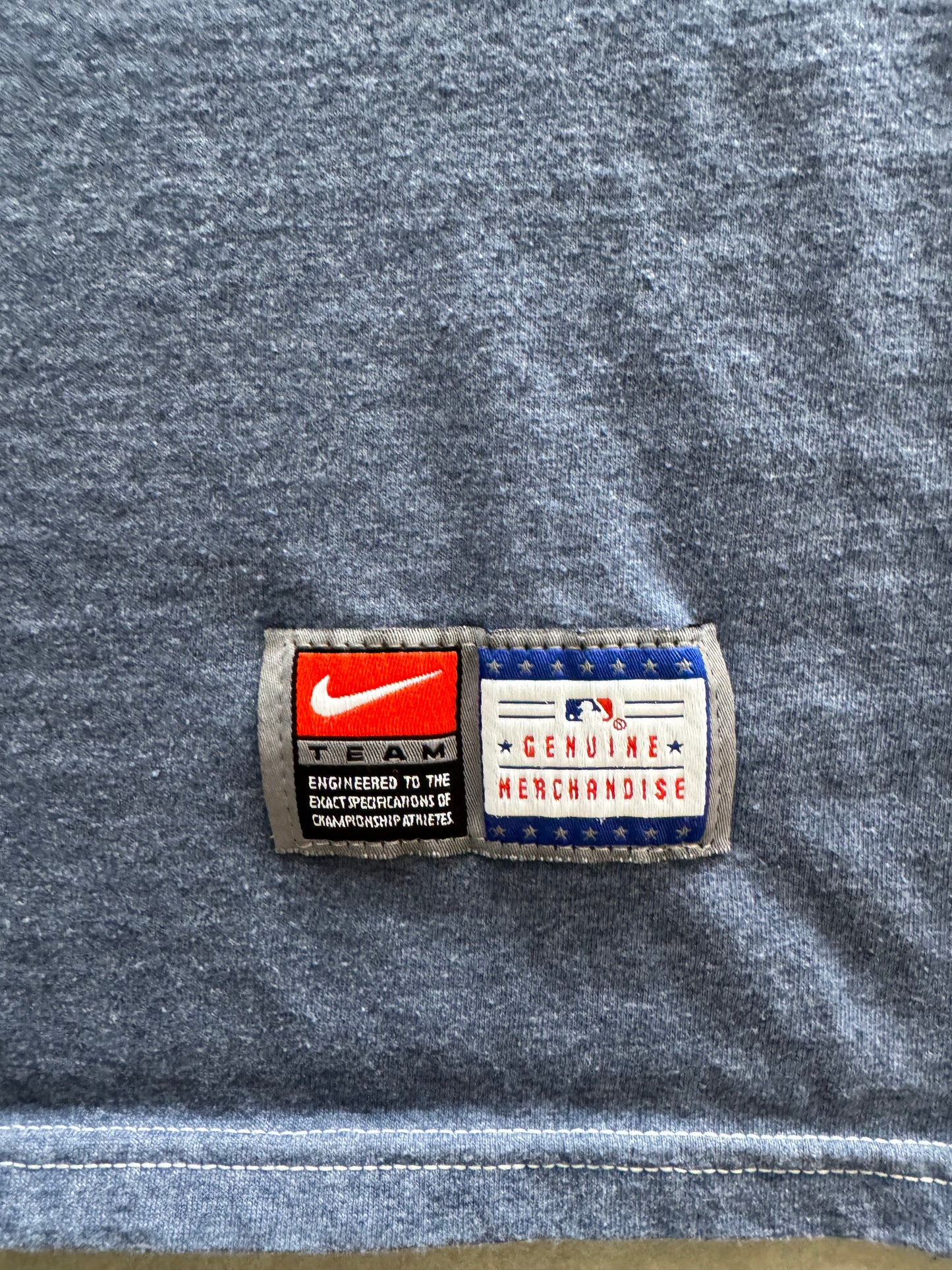 Vintage 90s Nike Chicago Cubs Tee - L
