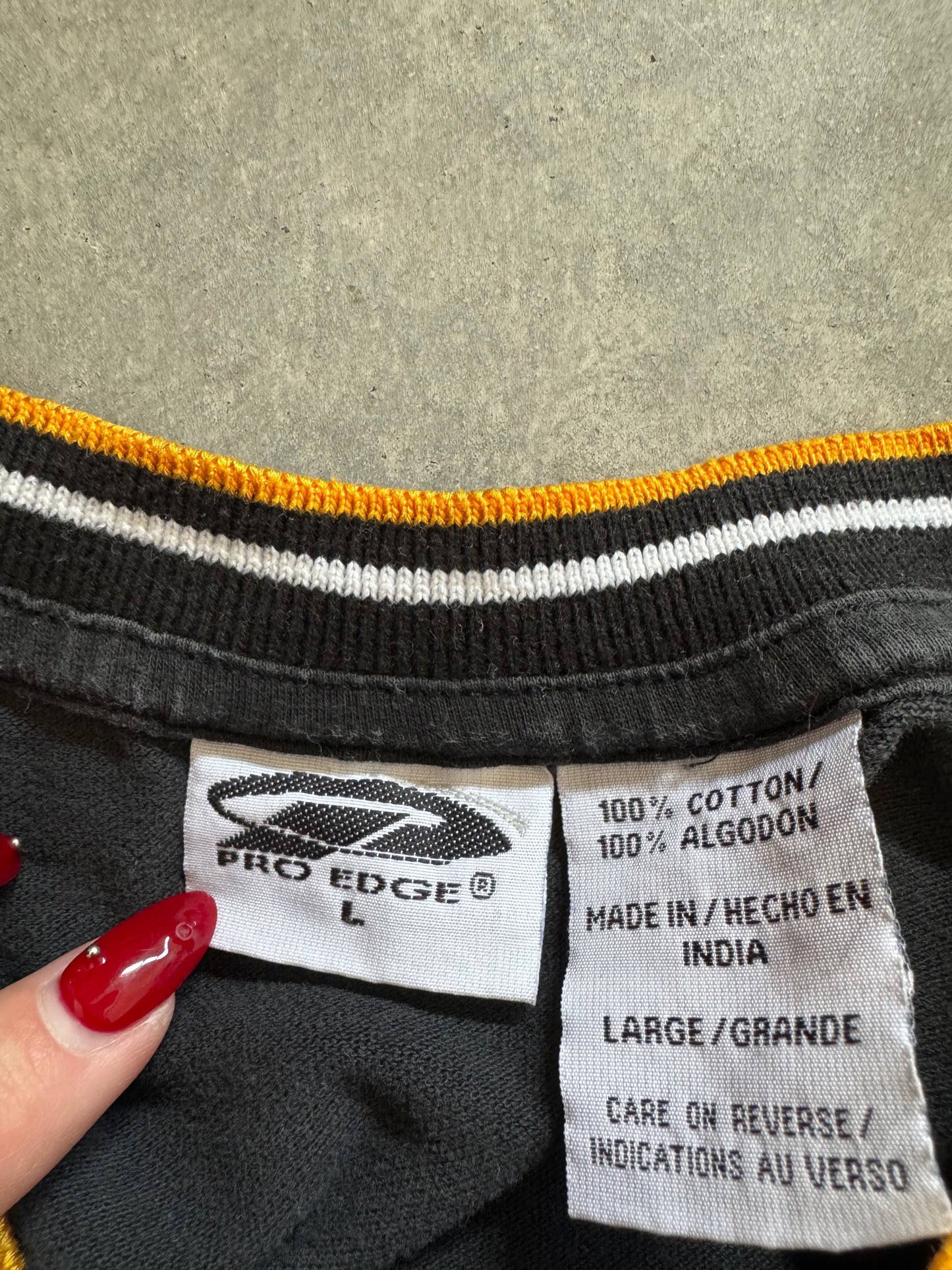 Vintage Iowa Hawkeyes Tee - L