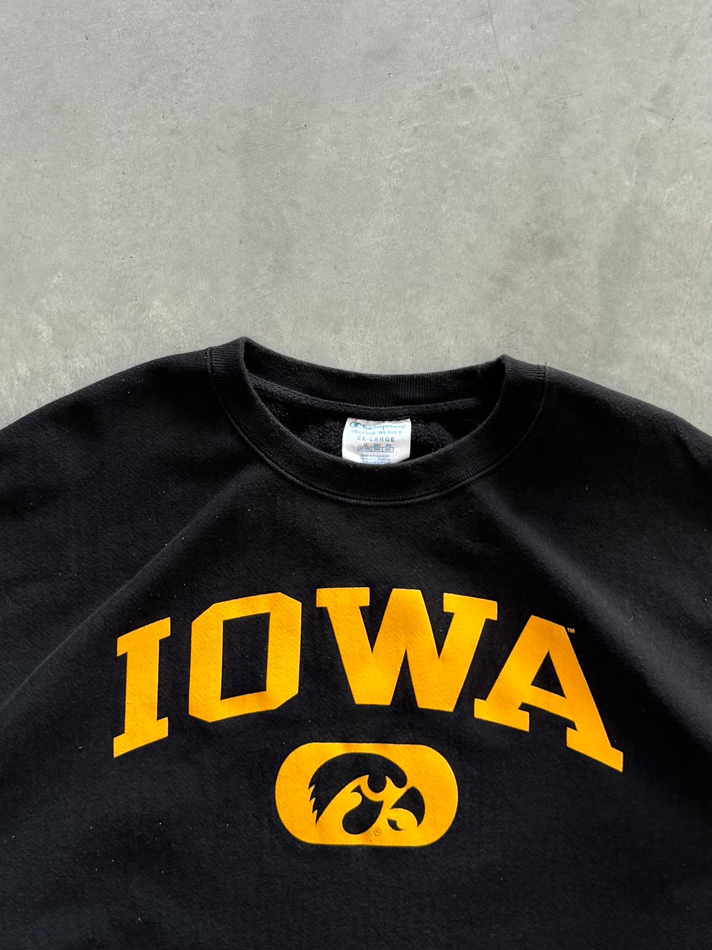 Iowa Hawkeyes Champion Sweatshirt - XXL