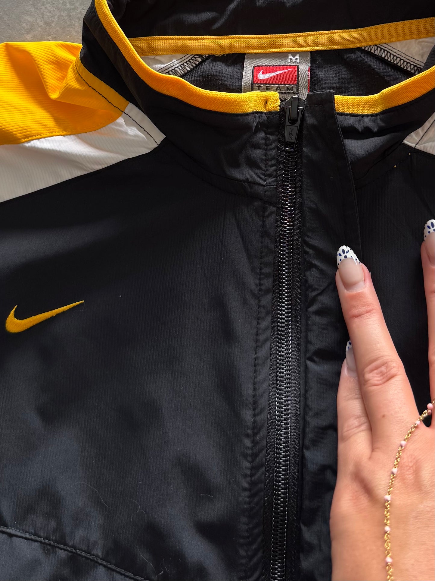 Vintage 90s Nike Iowa Hawkeyes Jacket - M