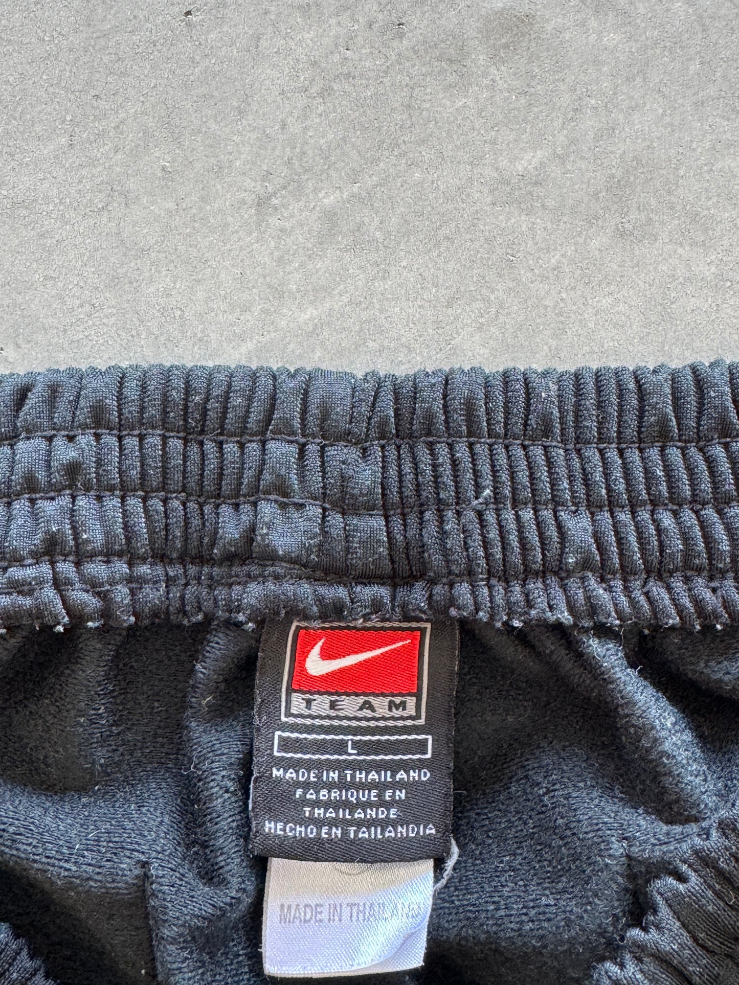 Vintage 90s Nike Iowa Hawkeyes Tear Away Sweatpants -