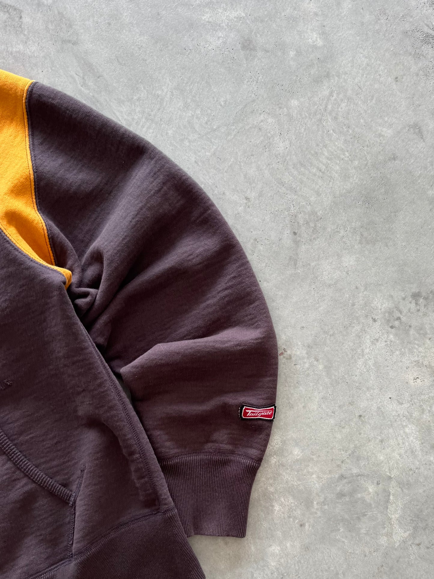 Vintage Iowa Hawkeyes Zip Up - L