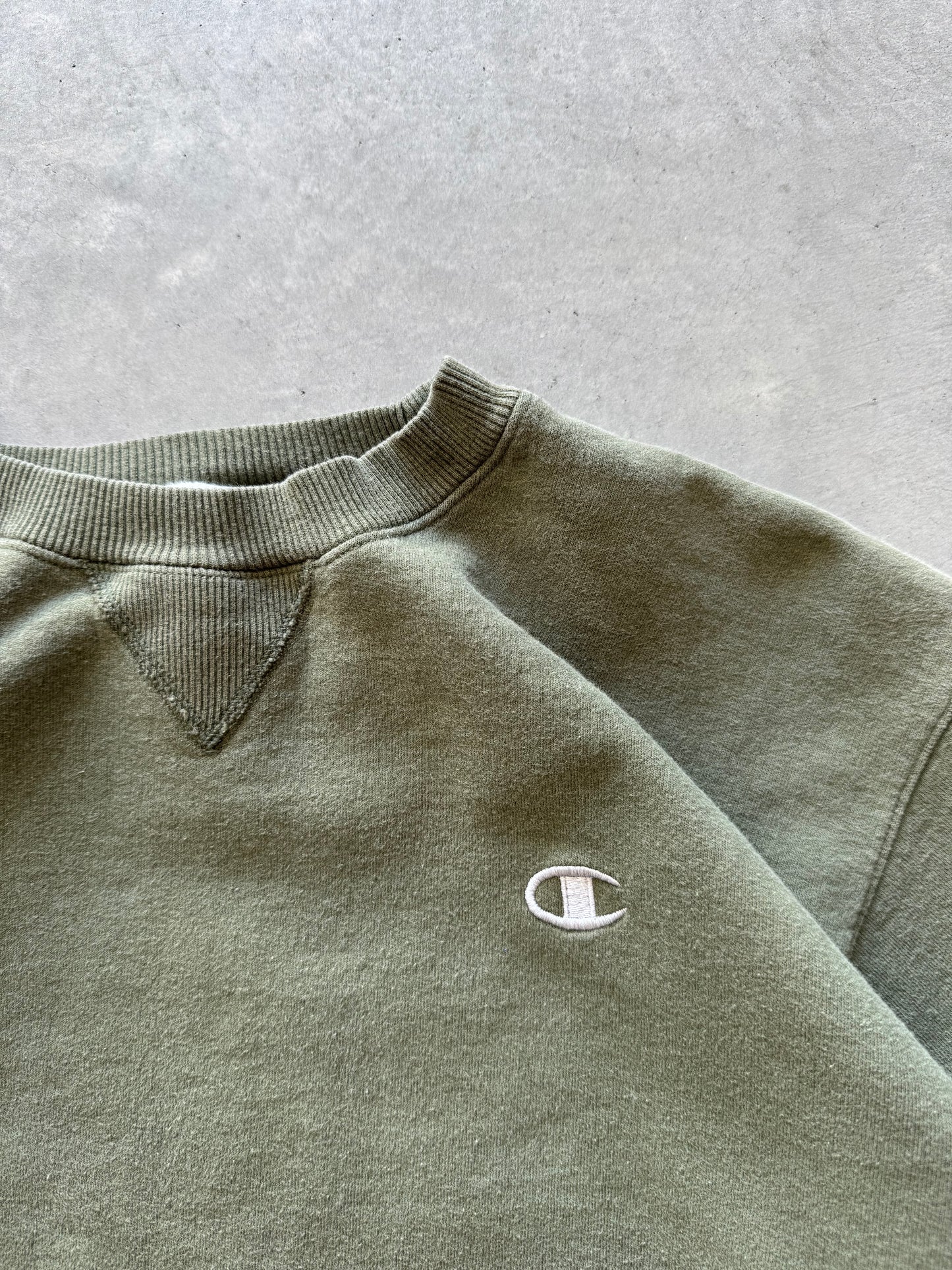 Vintage Olive Green Champion Sweatshirt - M