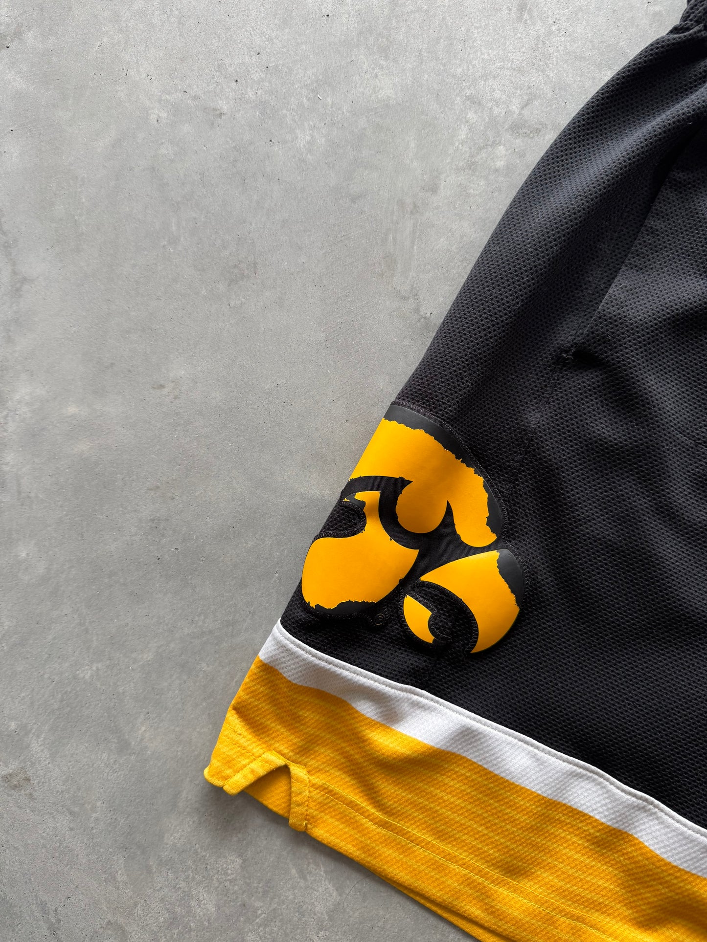 Iowa Hawkeyes Nike Shorts - XL