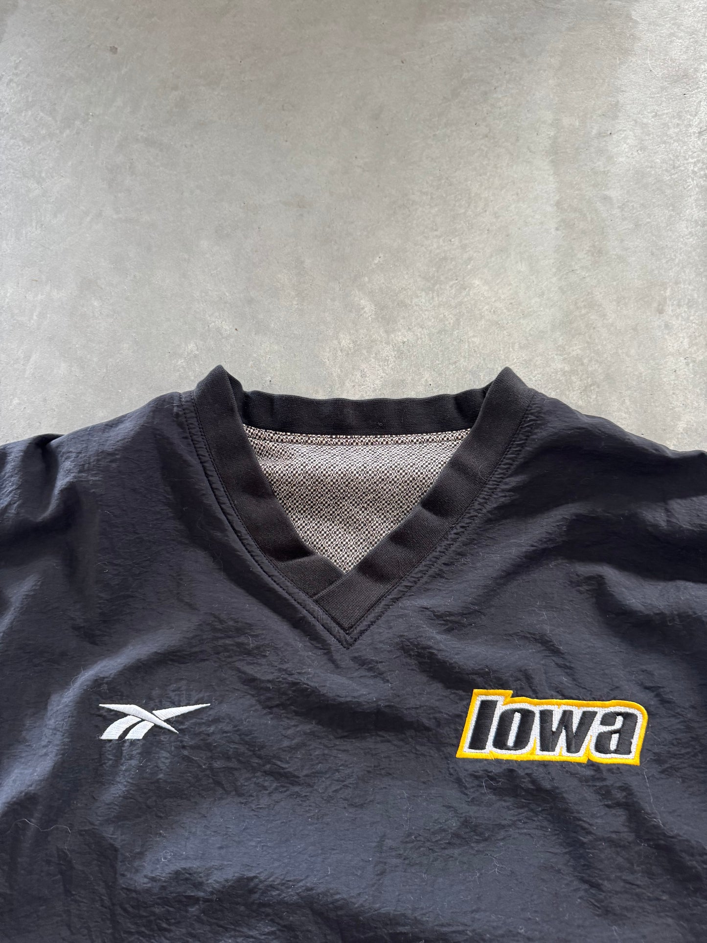Vintage Iowa Hawkeyes Reebok Windbreaker - XL