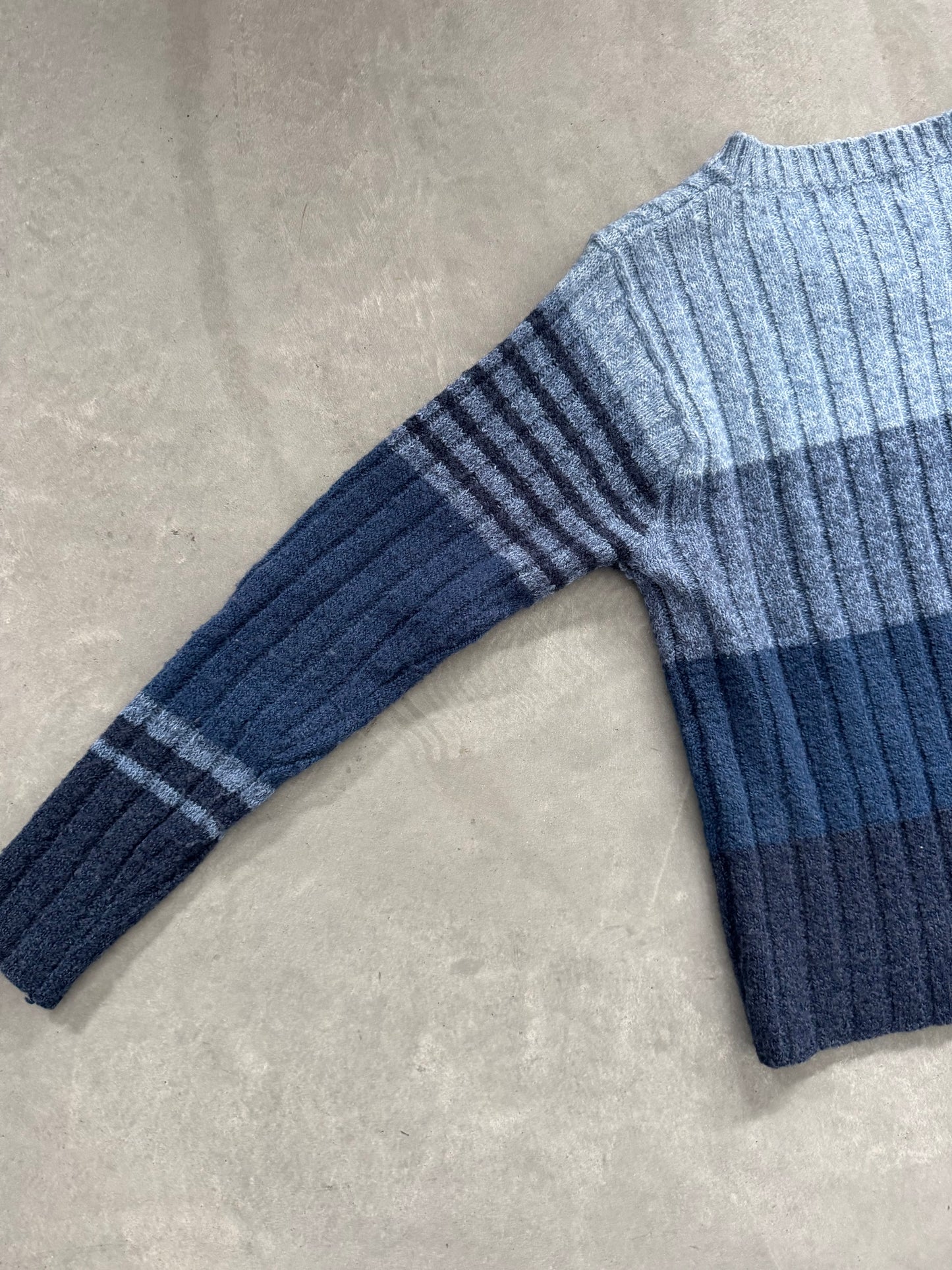 Vintage Striped Women’s Sweater - L