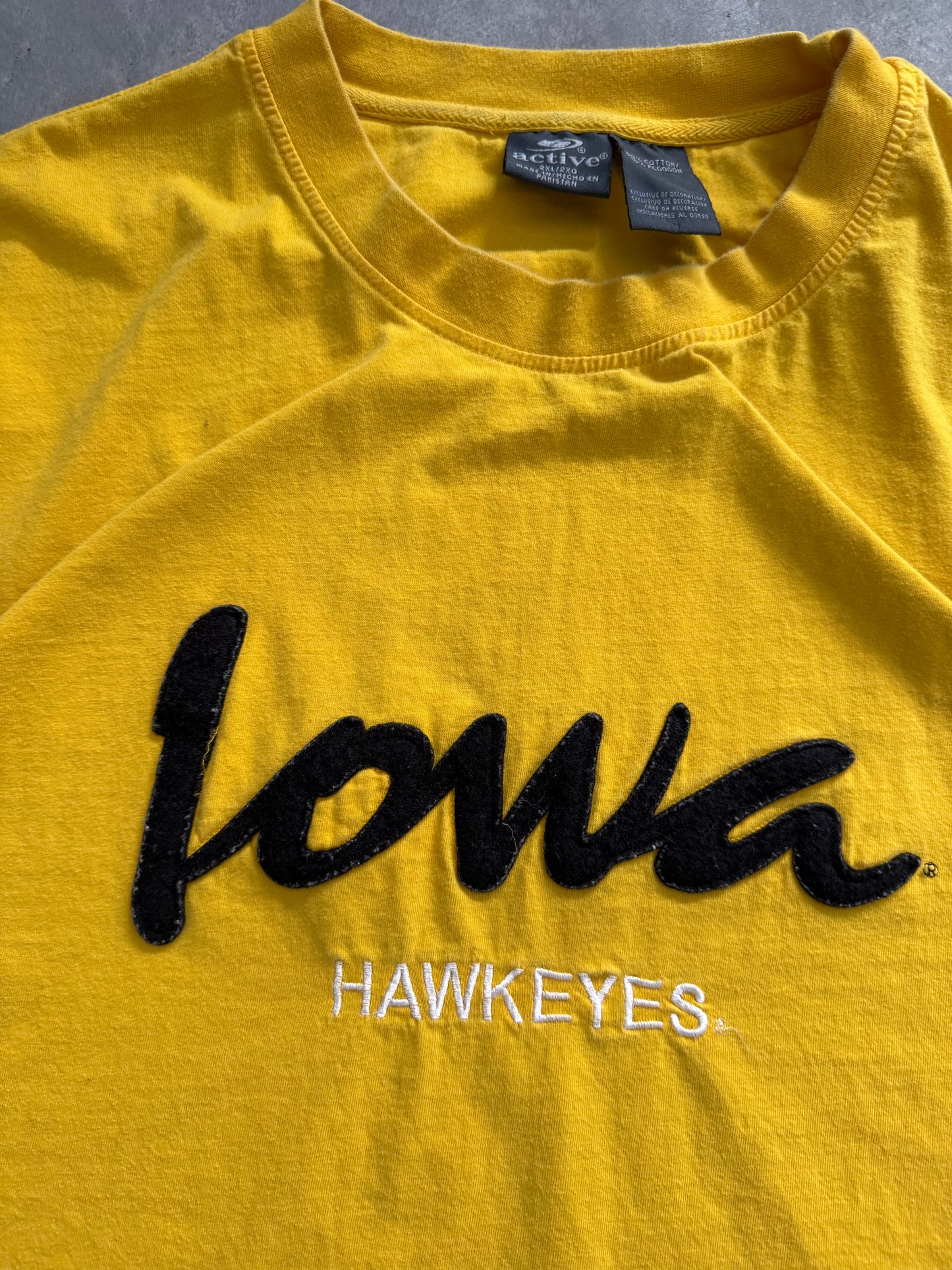 Vintage Iowa Hawkeyes Tee - XXL