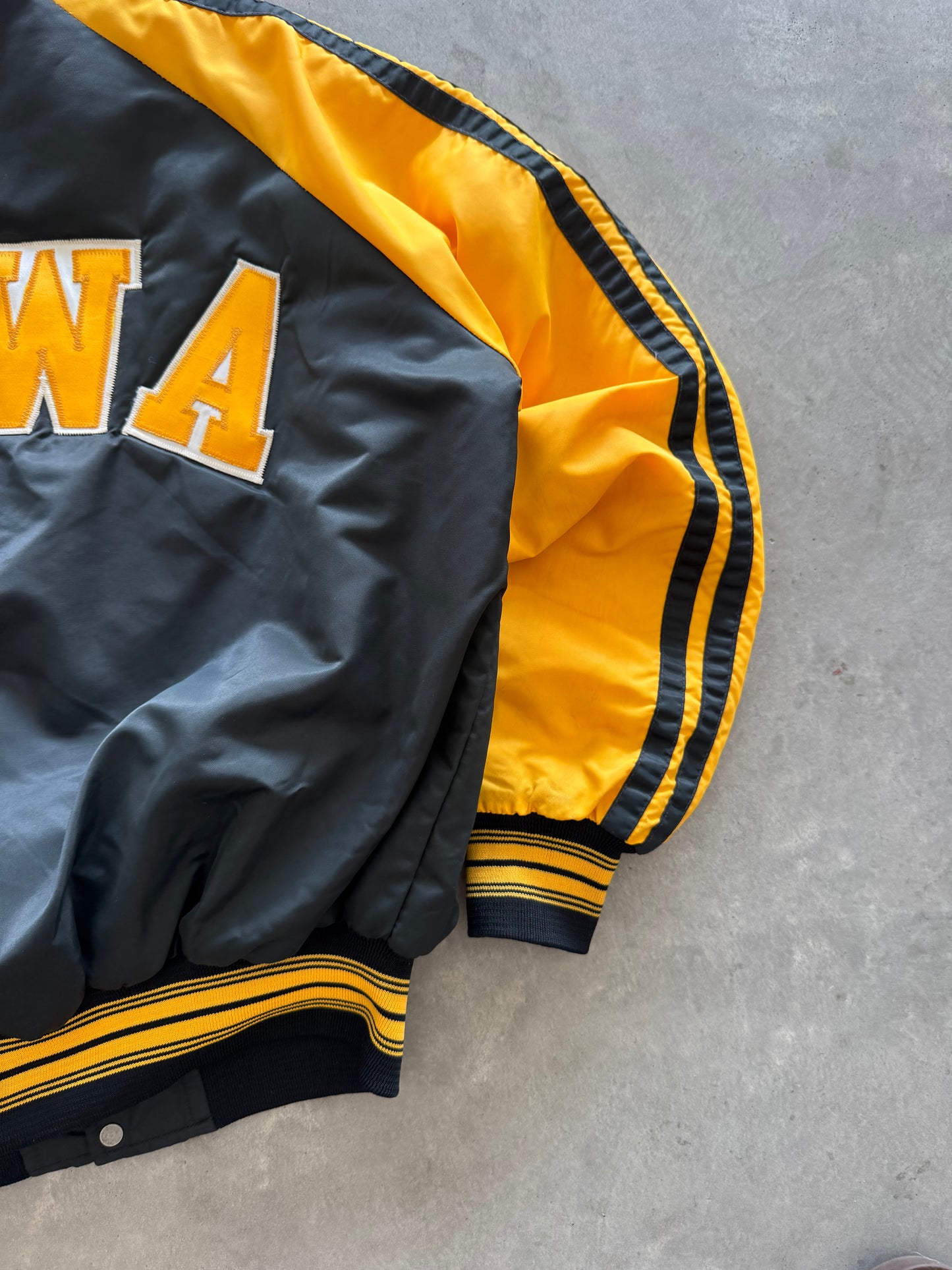 Vintage 80s Iowa Hawkeyes Bomber Jacket - M
