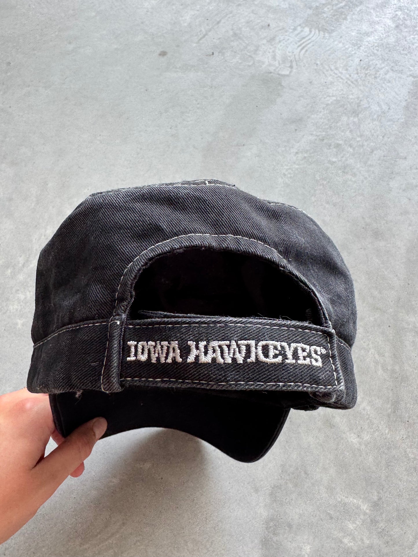 Vintage y2k Iowa Hawkeyes Women’s Hat