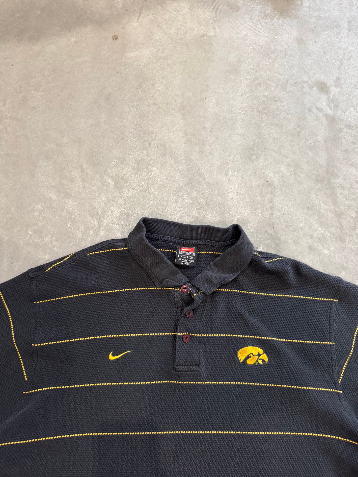 Vintage 90s Nike Iowa Hawkeyes Polo - XL
