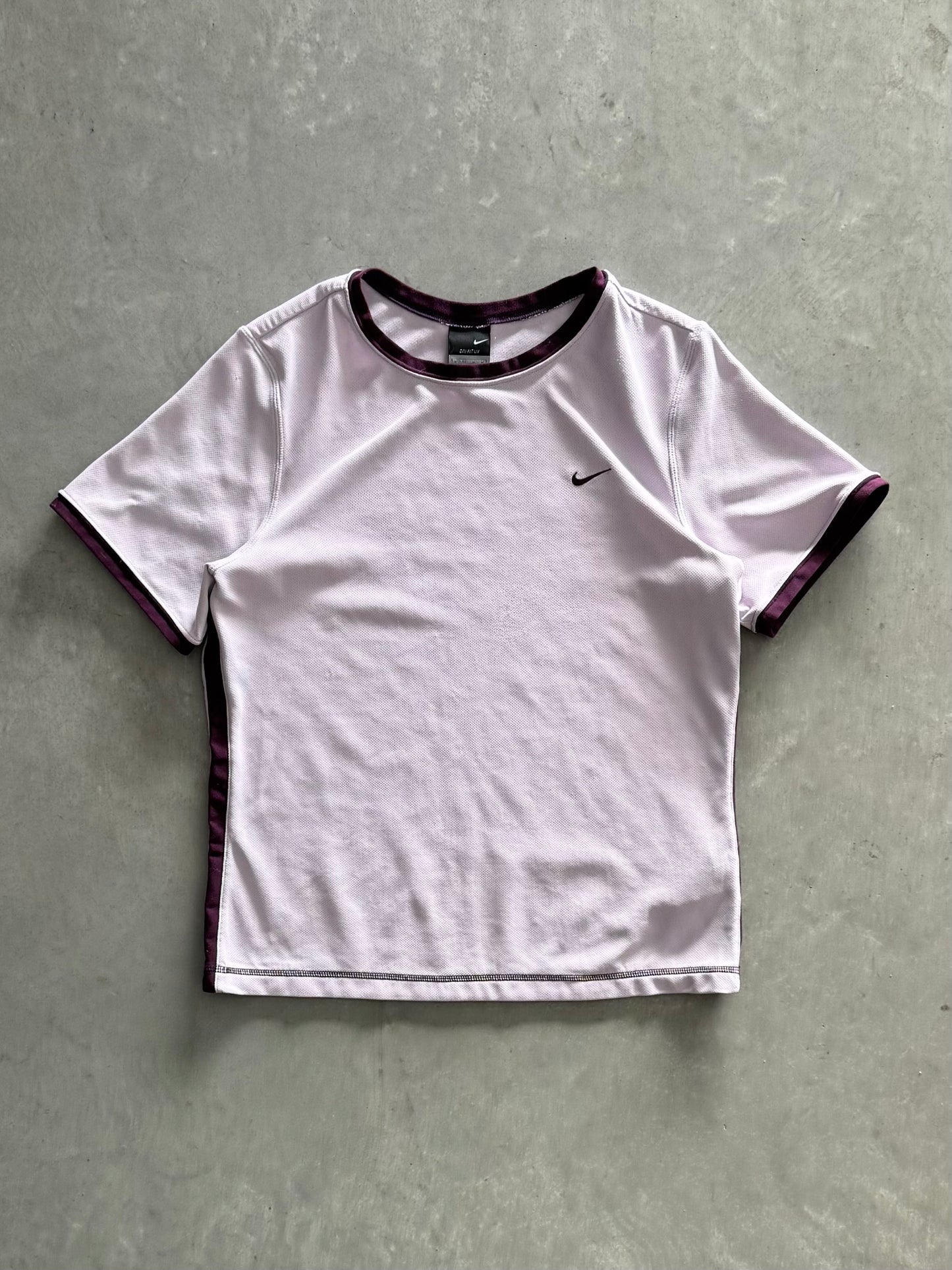 Vintage Nike Women’s Tee - L