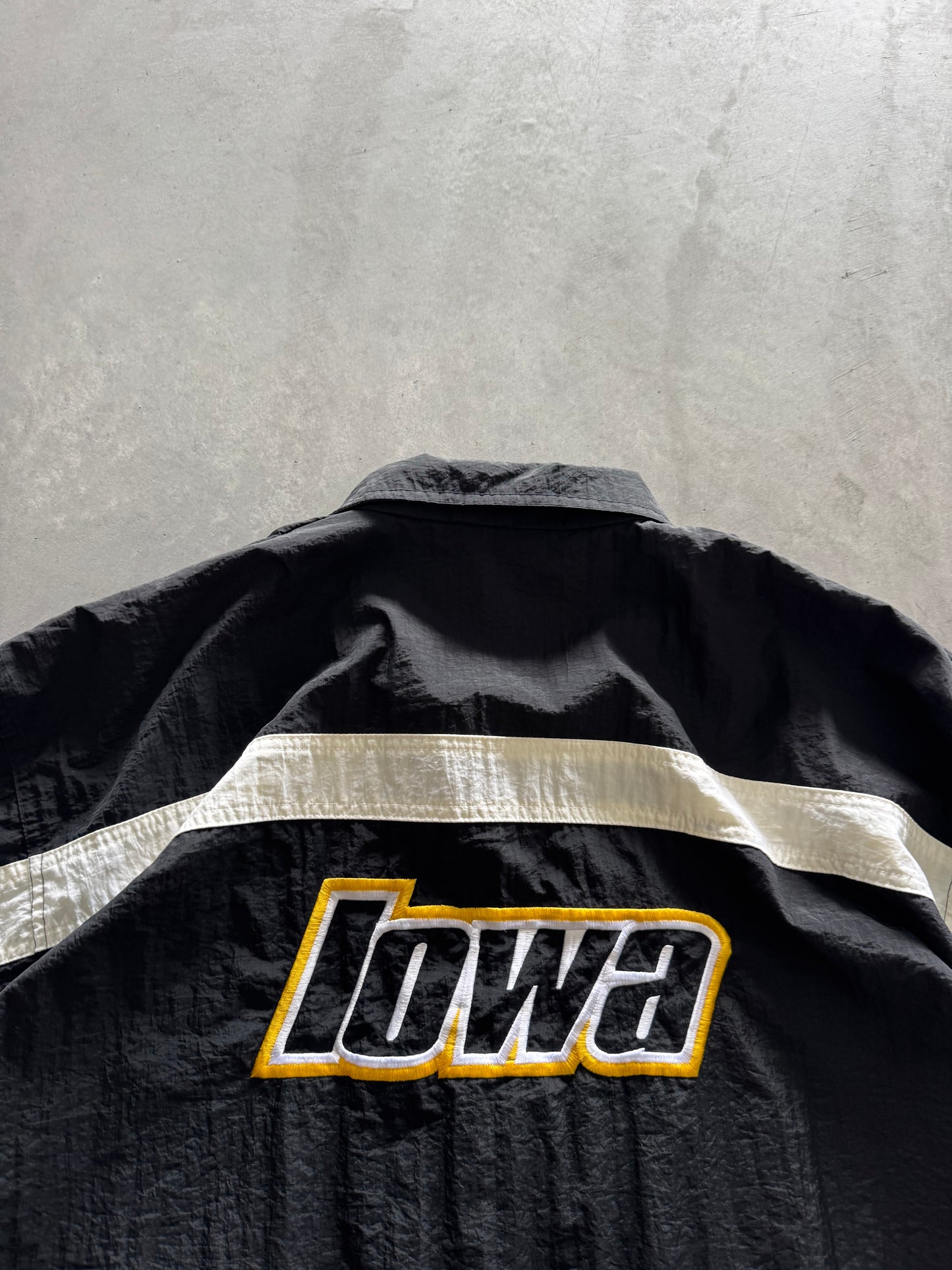 Vintage 90s Reebok Iowa Hawkeyes Jacket - M