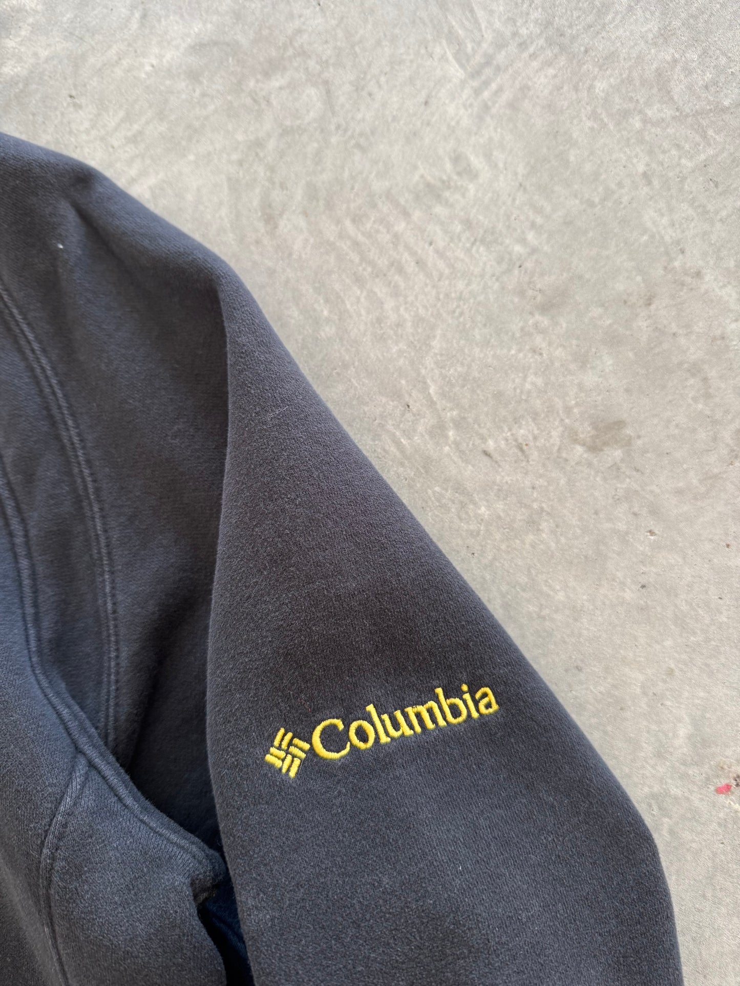 Vintage Iowa Hawkeyes Columbia Hoodie - S