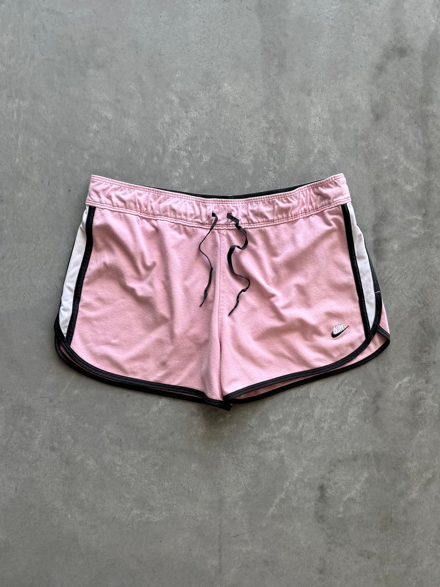 Vintage 00s Nike Shorts - M