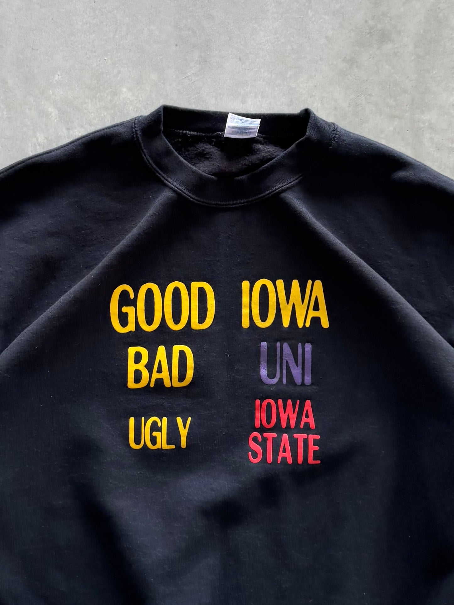 Iowa Hawkeyes Sweatshirt - XXL