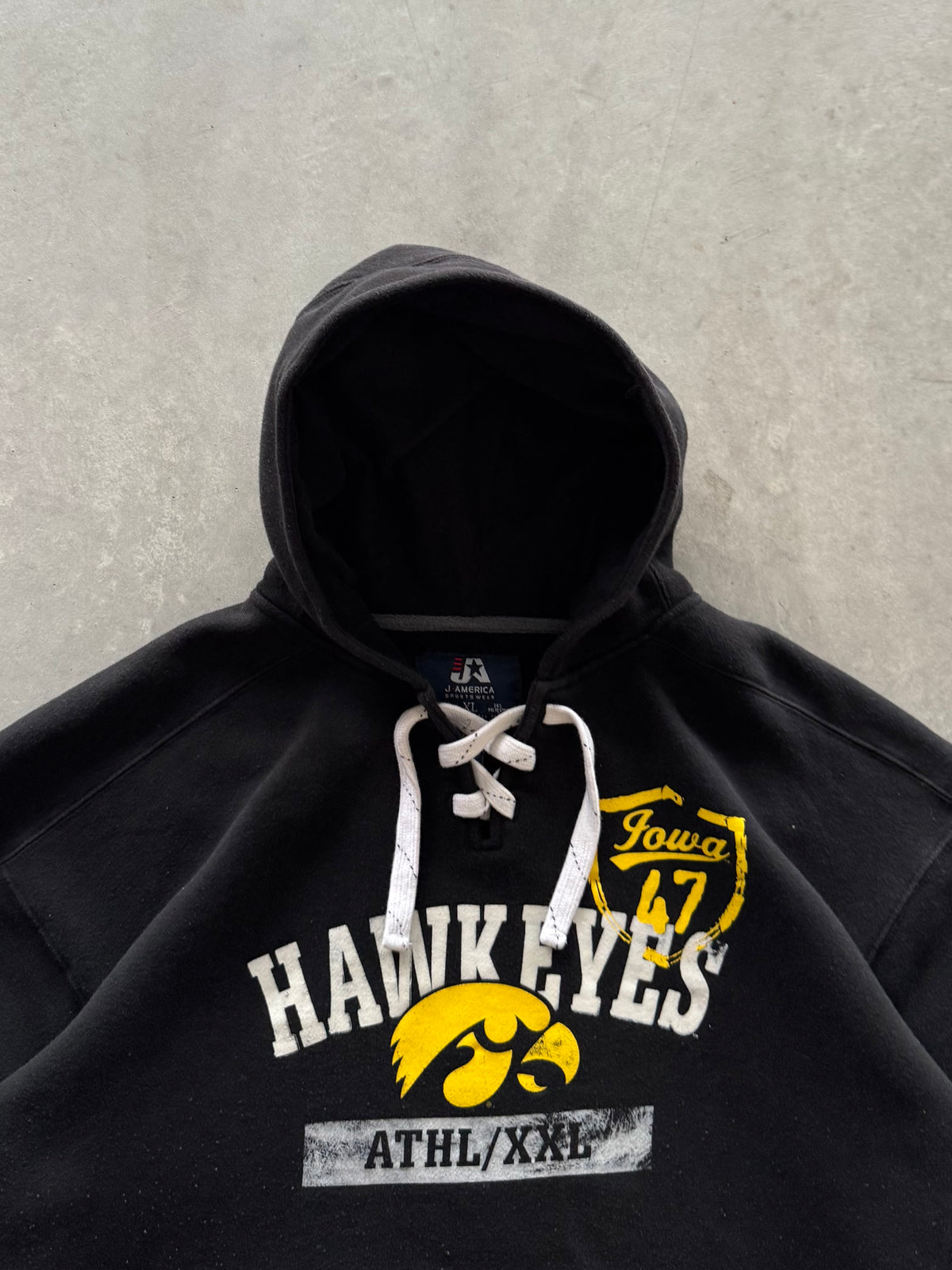 Vintage Iowa Hawkeyes Hoodie - XL