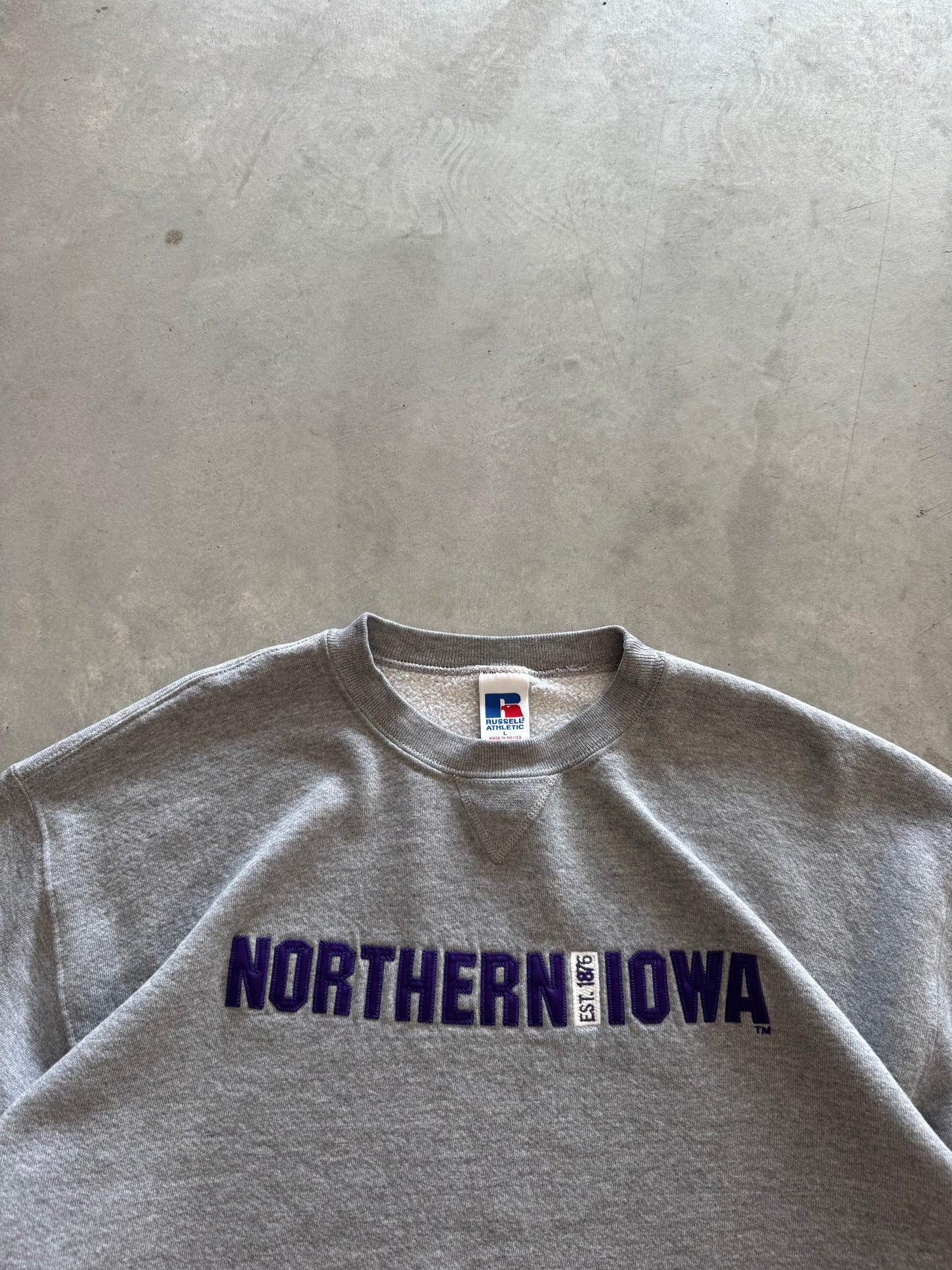 Vintage 90s Russell Northern Iowa Sweatshirt - L