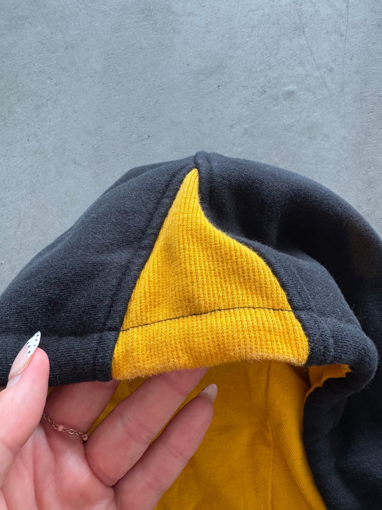 Vintage 90s Nike Iowa Hawkeyes Hoodie - XL