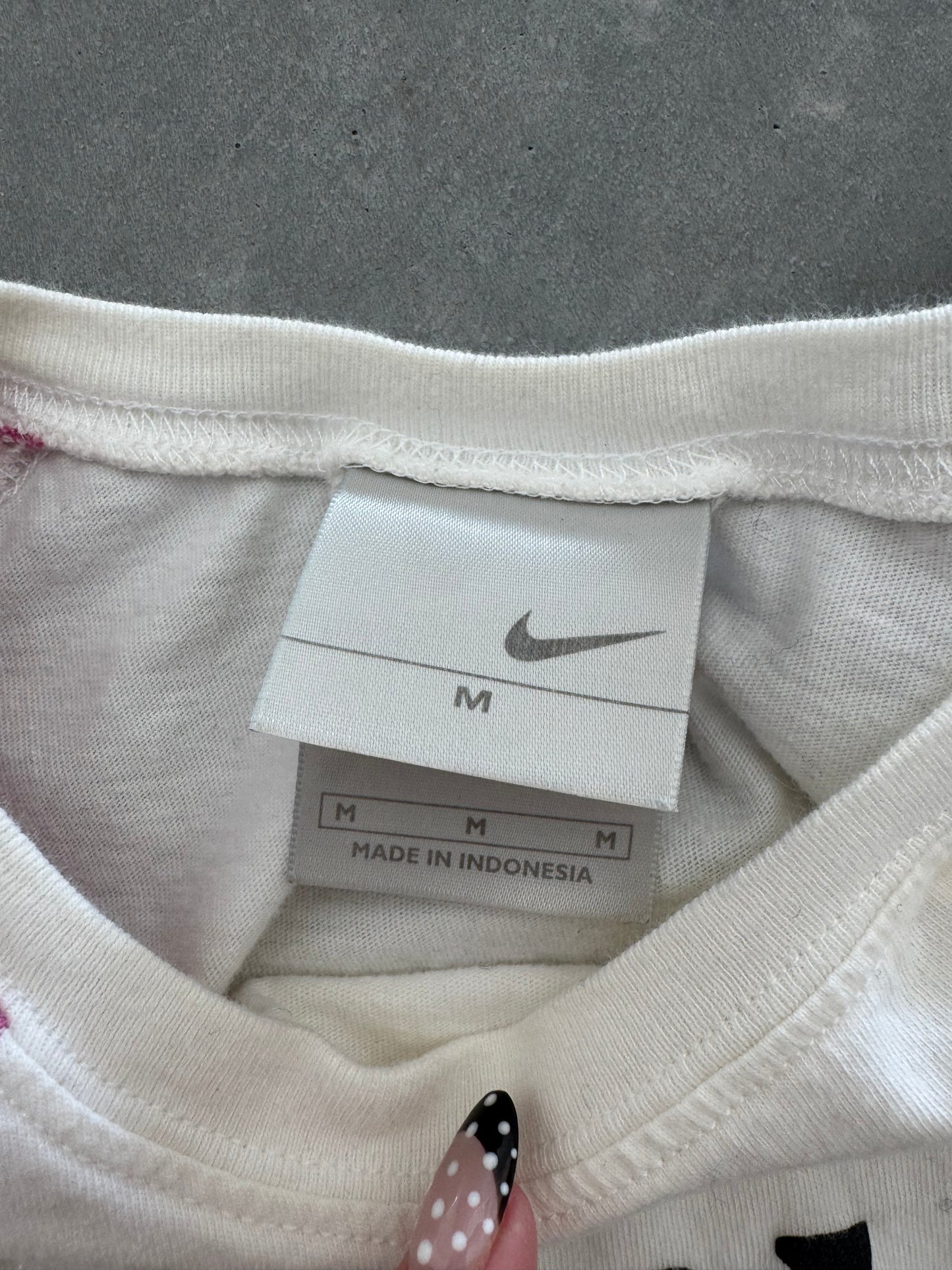 Vintage 00s Nike Women’s Tee - M