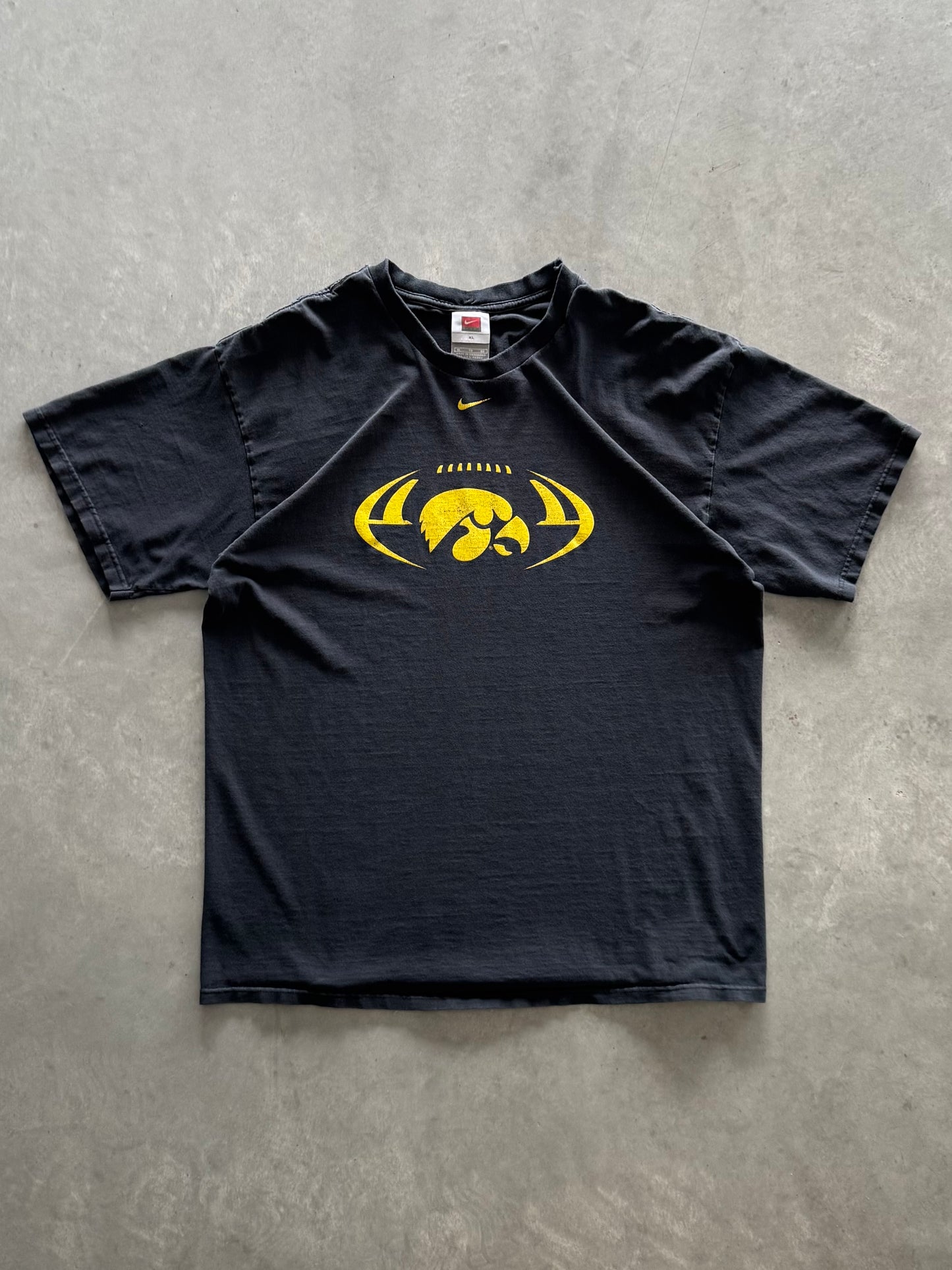 Vintage 90s Nike Iowa Hawkeyes Football Tee - XL