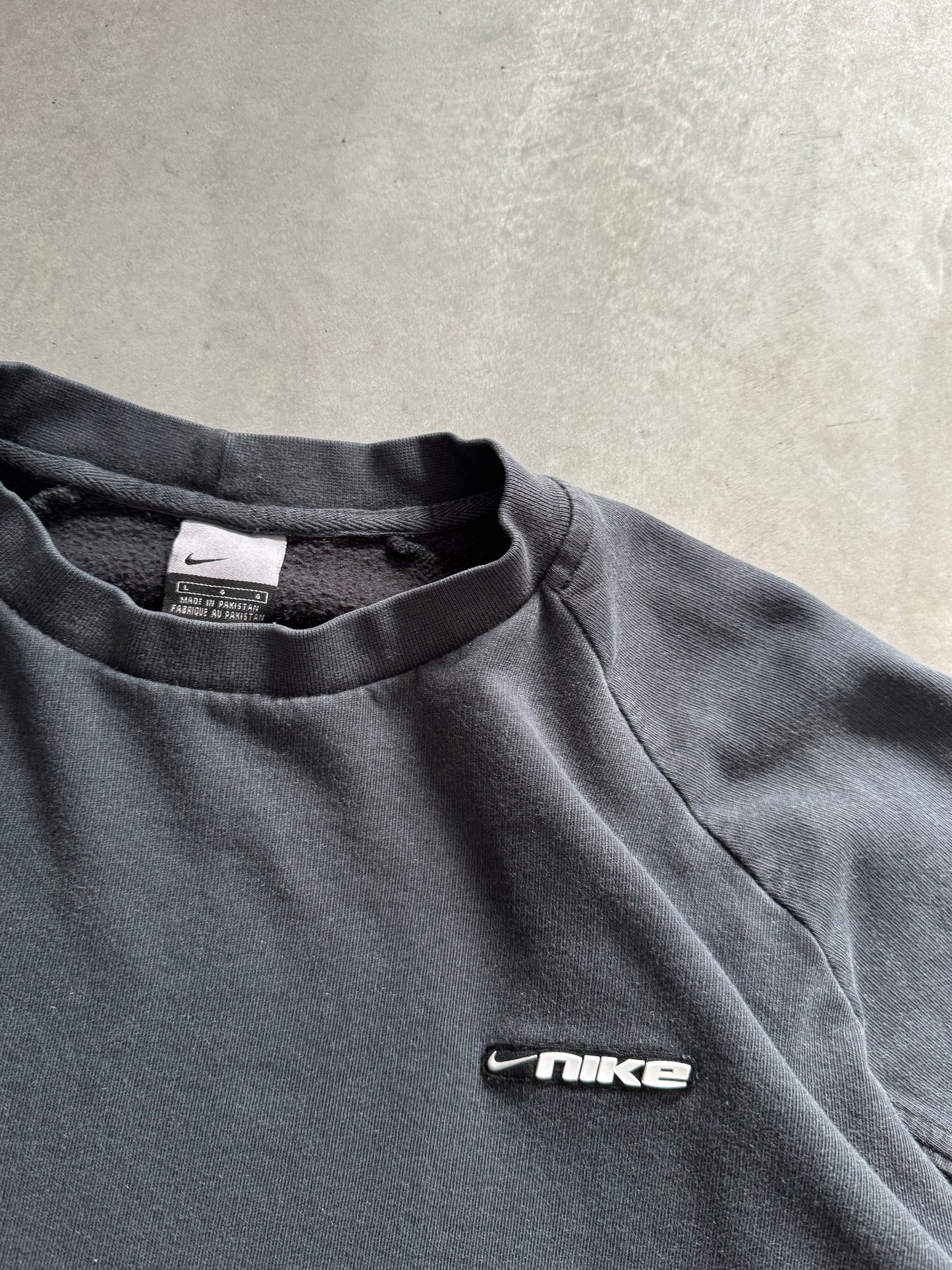 Vintage 00s Nike Sweatshirt - L