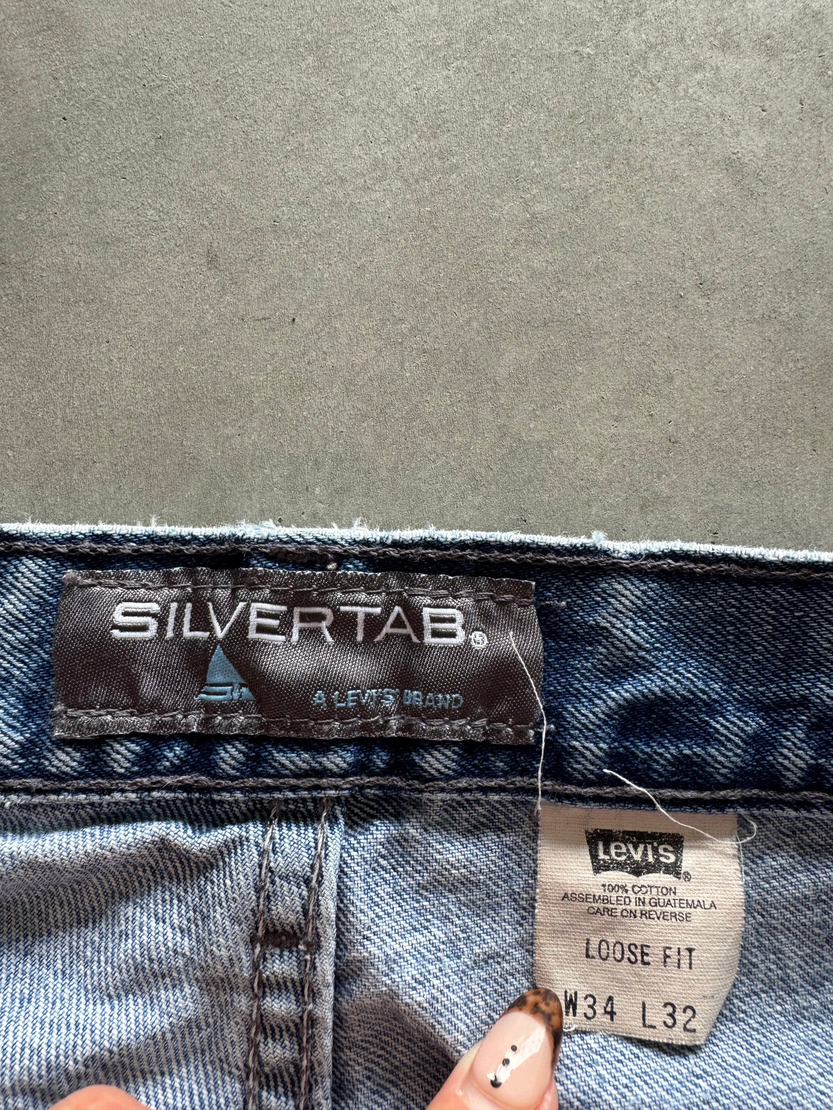 Vintage Levi’s Silver Tab Jeans - 34x32