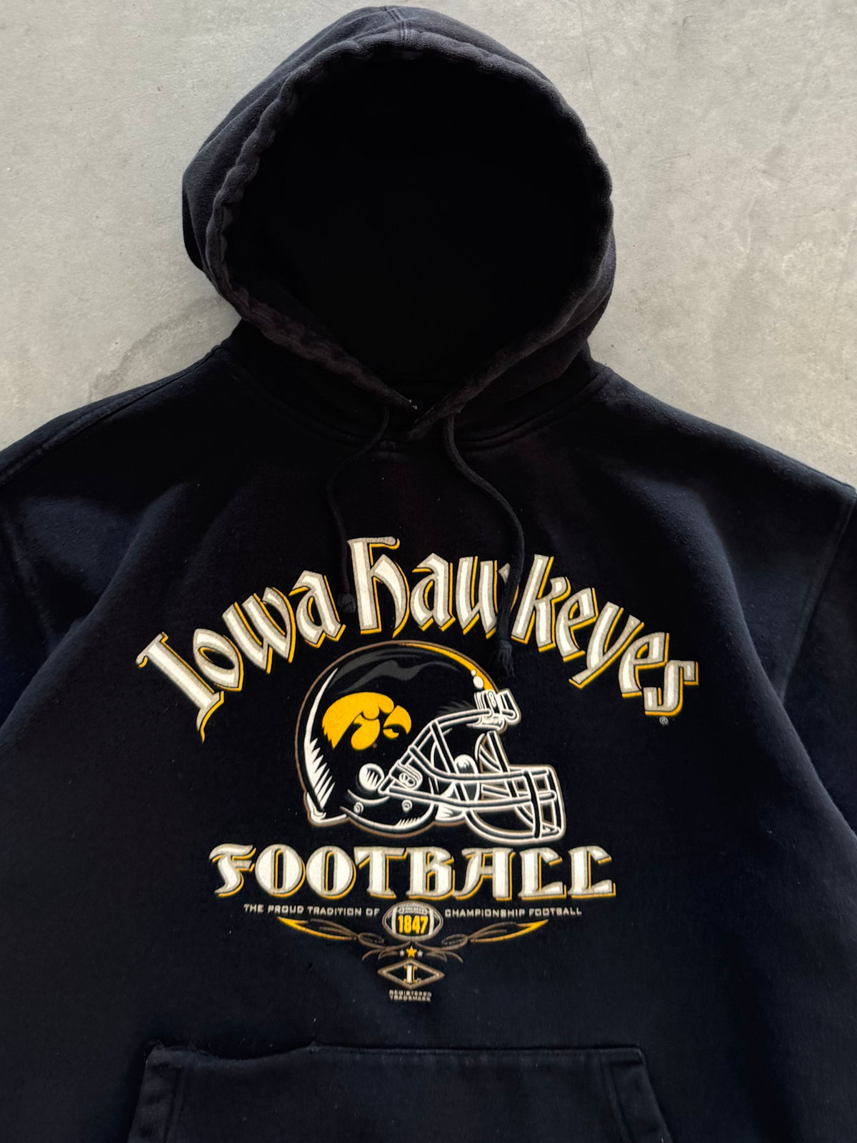Vintage Iowa Hawkeyes Football Hoodie - M