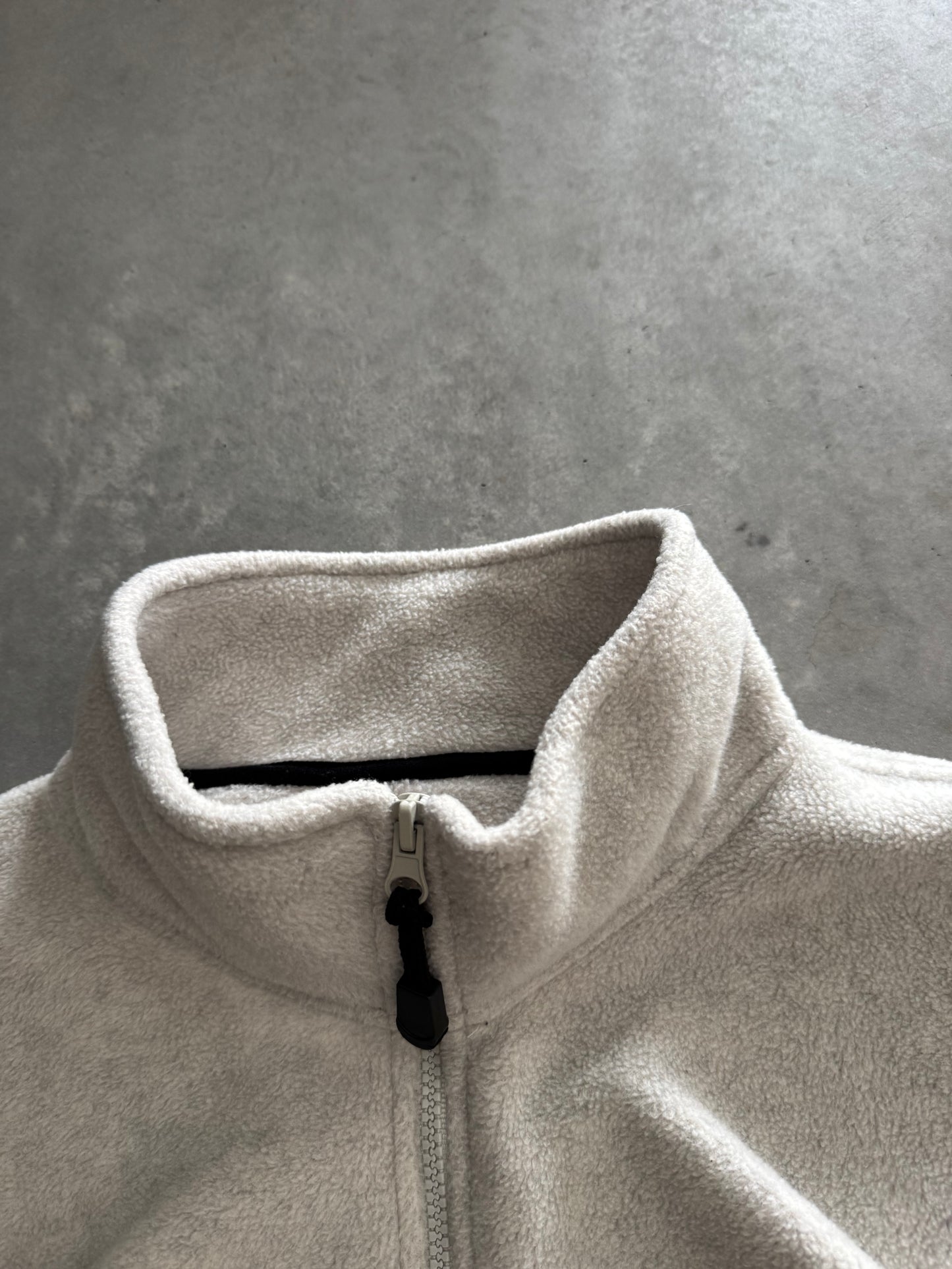 Vintage Oatmeal C&B Fleece - L