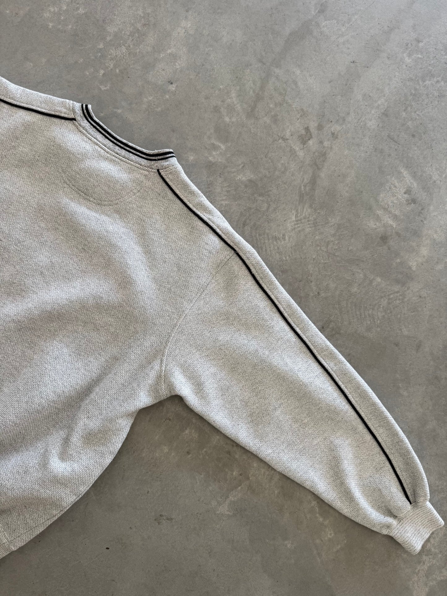 Vintage 90s Oakland Raiders Sweatshirt - L