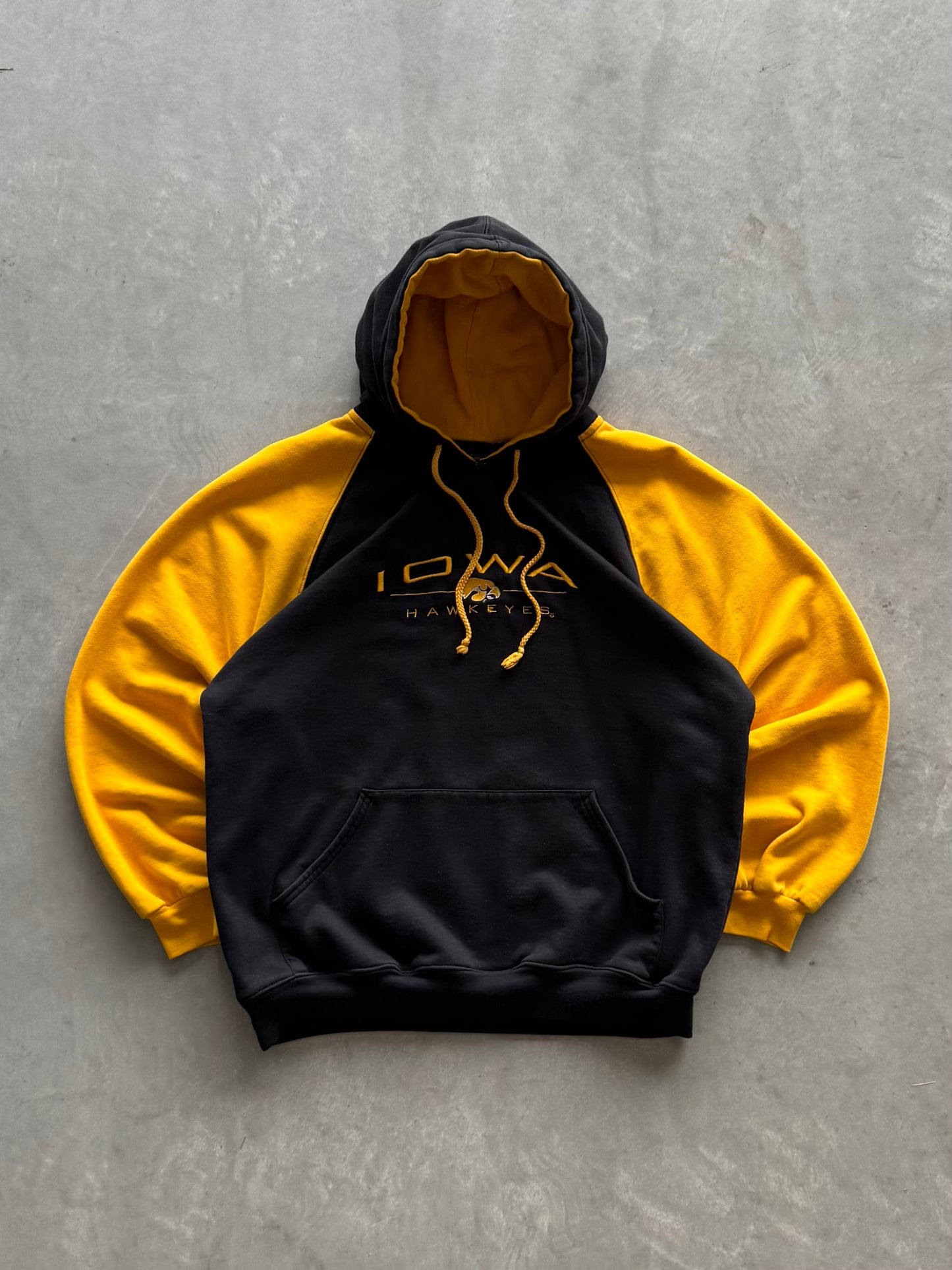 Vintage Iowa Hawkeyes Hoodie - M