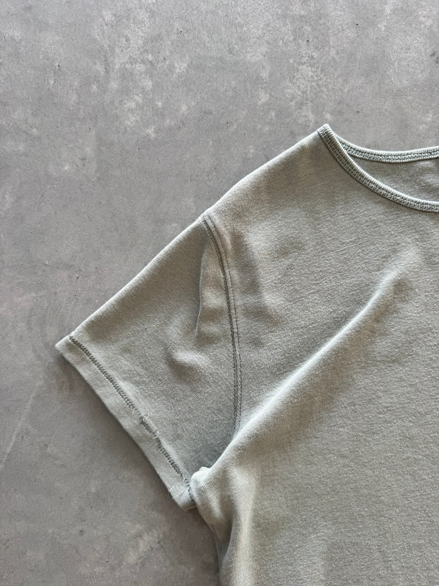 Vintage Women’s Sage Green Tee - L