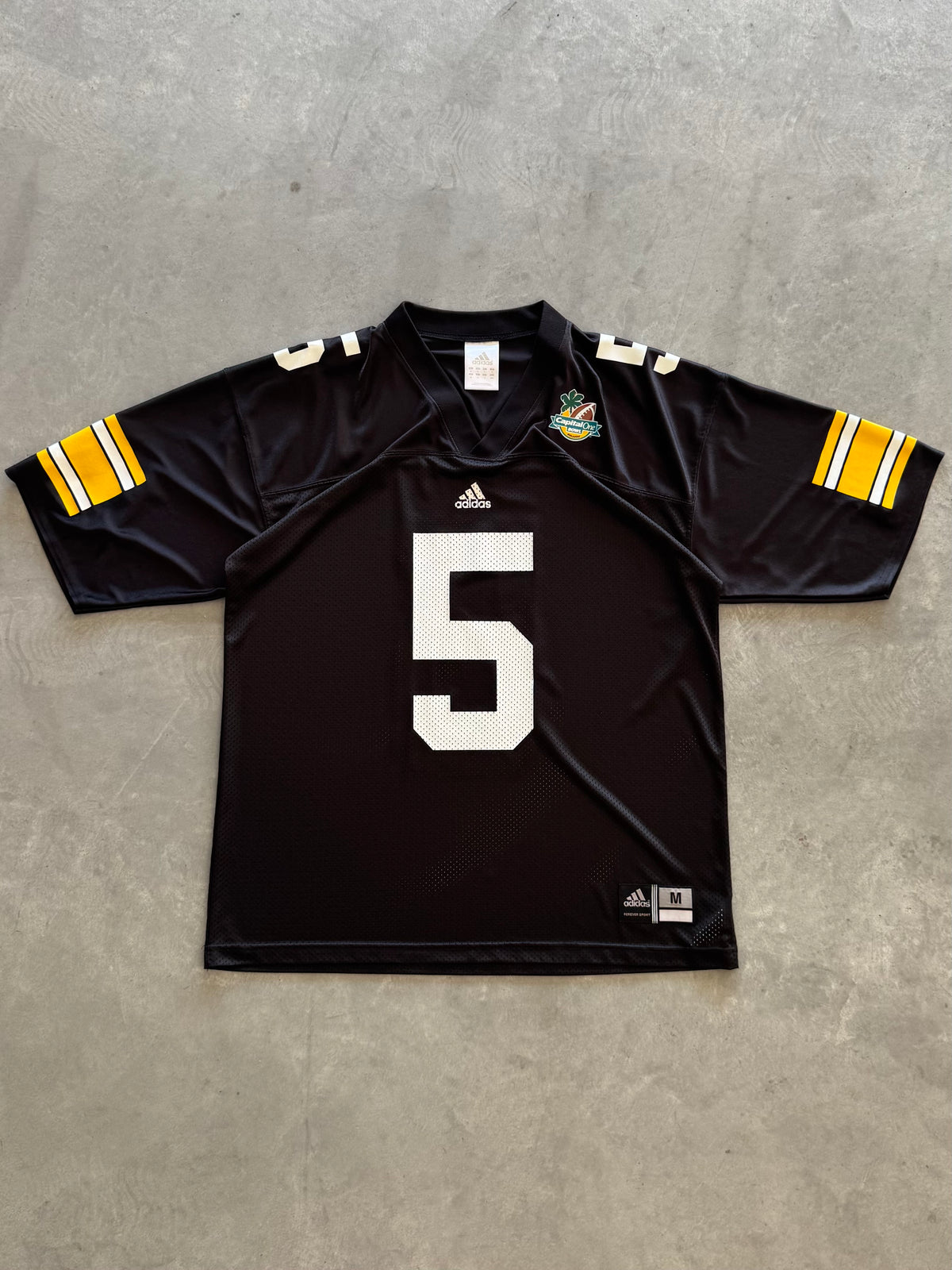 Vintage Iowa Hawkeyes 00s Adidas Jersey - M