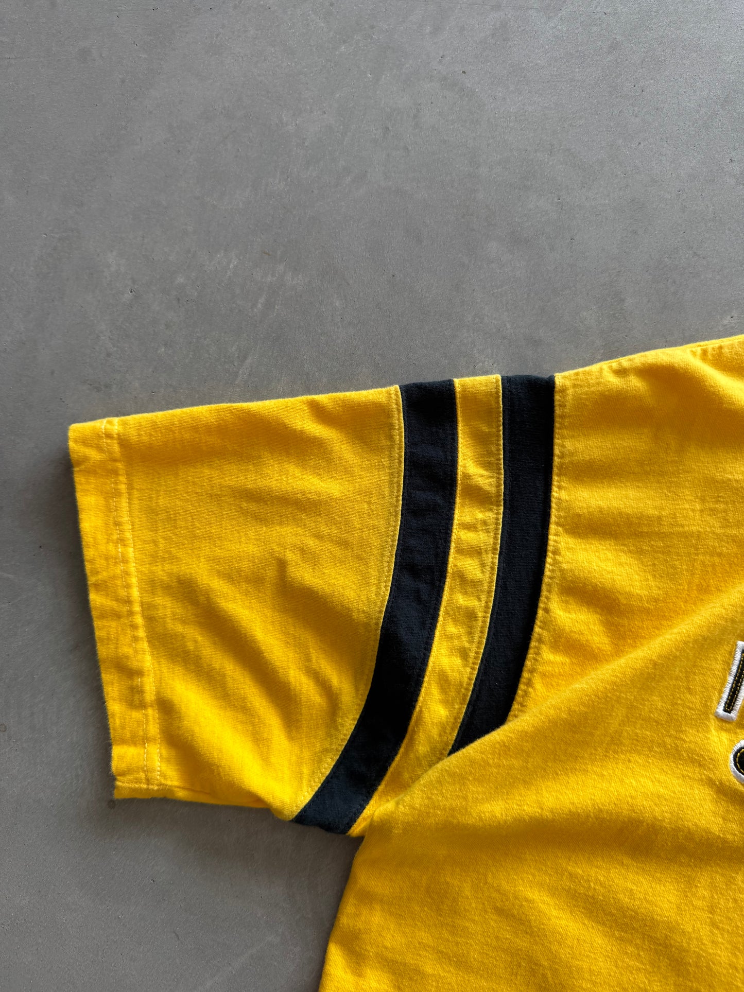 Vintage Iowa Hawkeyes Tee - M