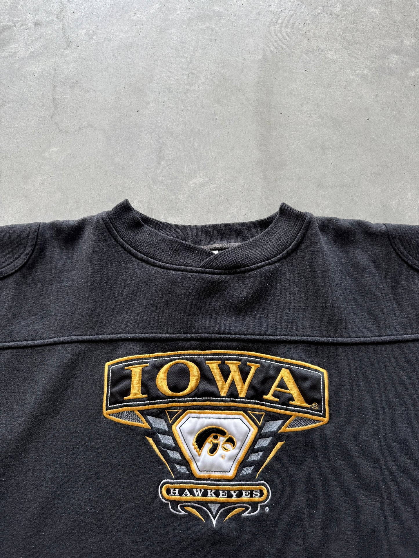 Vintage 90s Iowa Hawkeyes Sweatshirt - XL