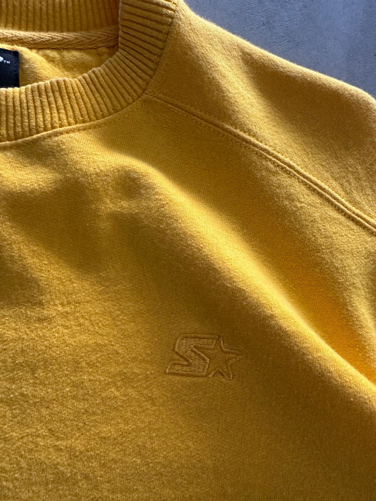 Vintage 90s Starter Sweatshirt - M