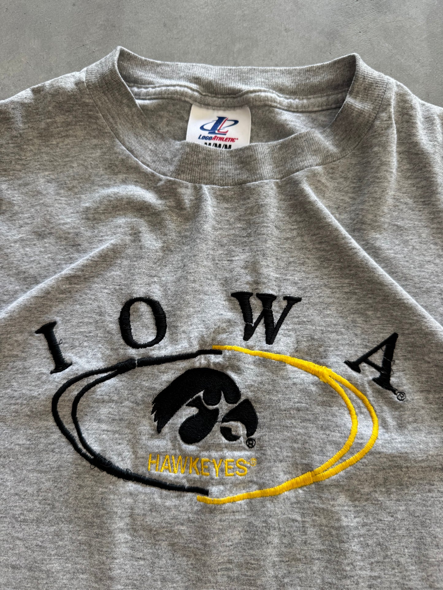 Vintage Iowa Hawkeyes Tee - M