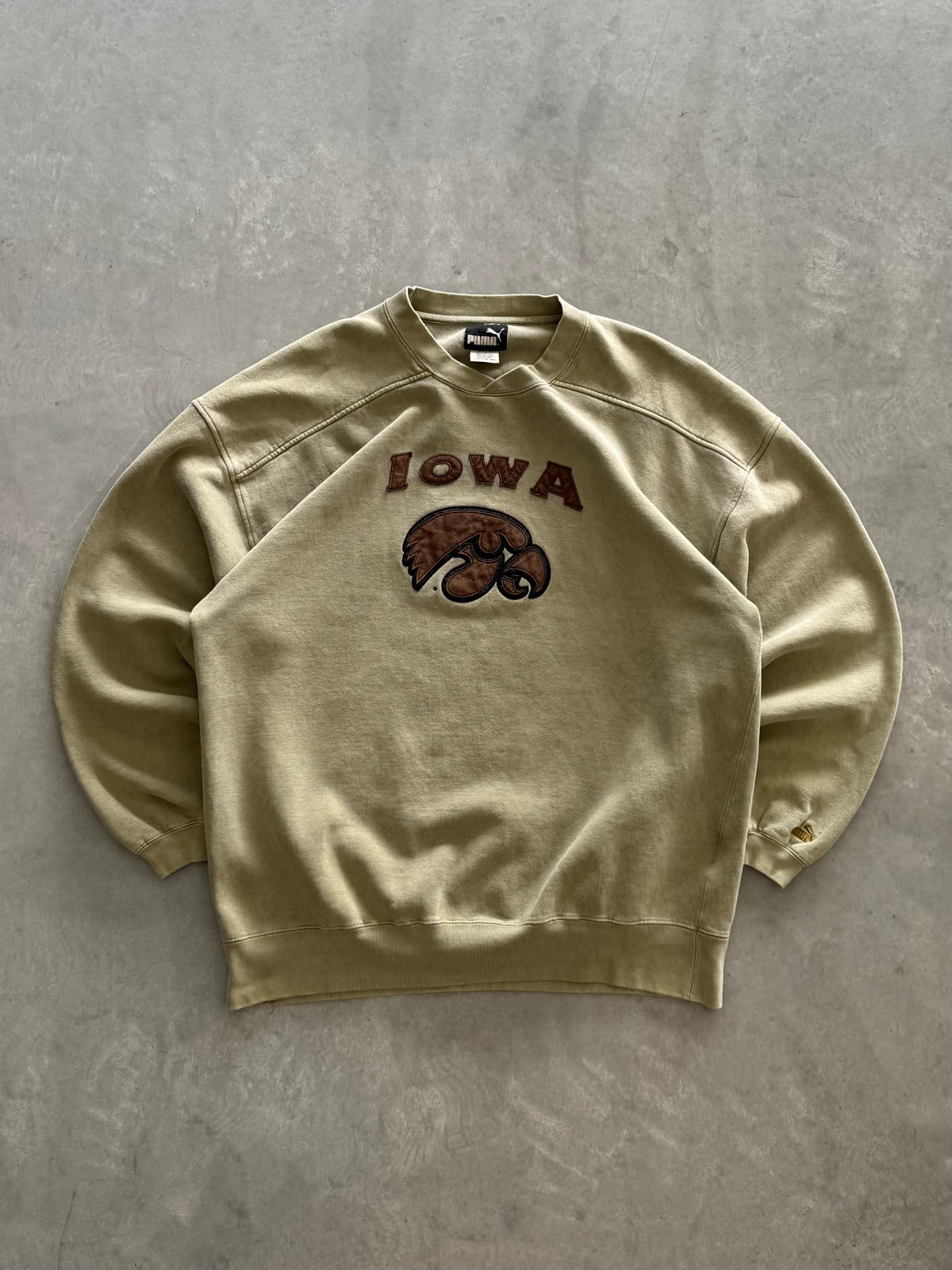 Vintage 90s Puma Iowa Hawkeyes Sweatshirt - XL
